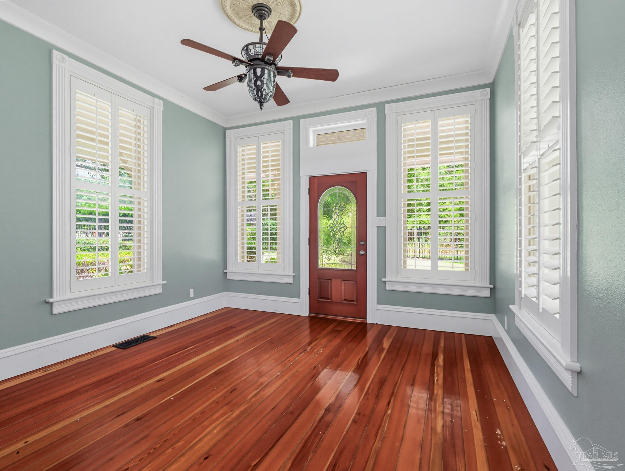 73 Scribner Avenue Defuniak Springs FL 32435