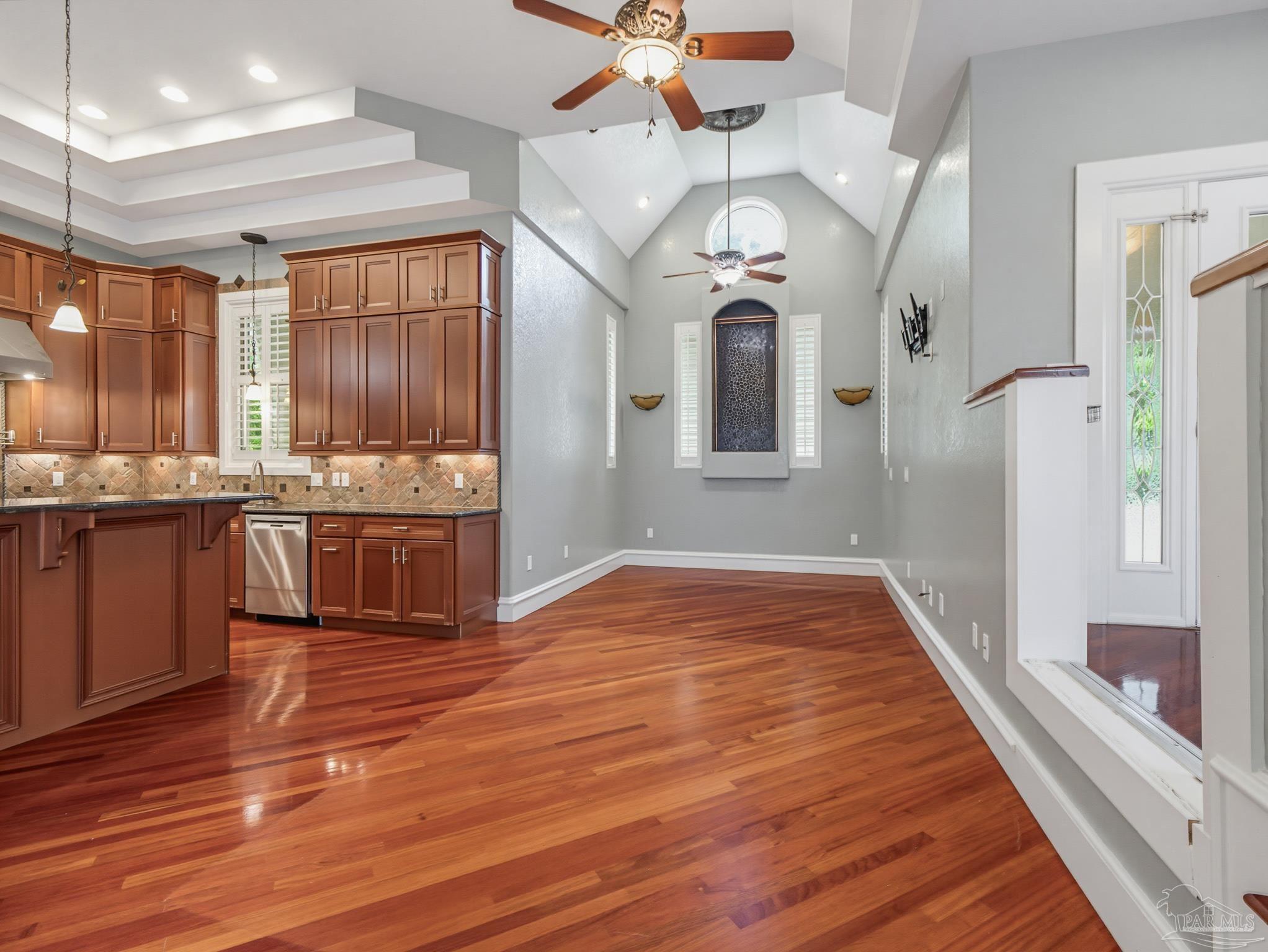 73 Scribner Avenue Defuniak Springs FL 32435