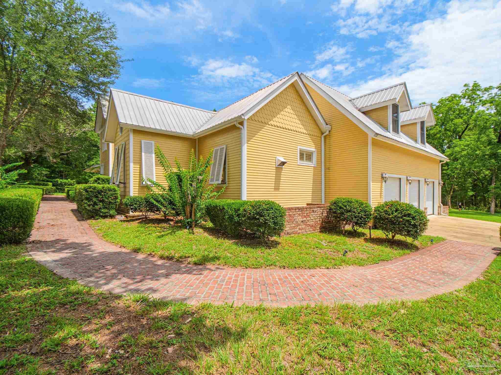 73 Scribner Avenue Defuniak Springs FL 32435