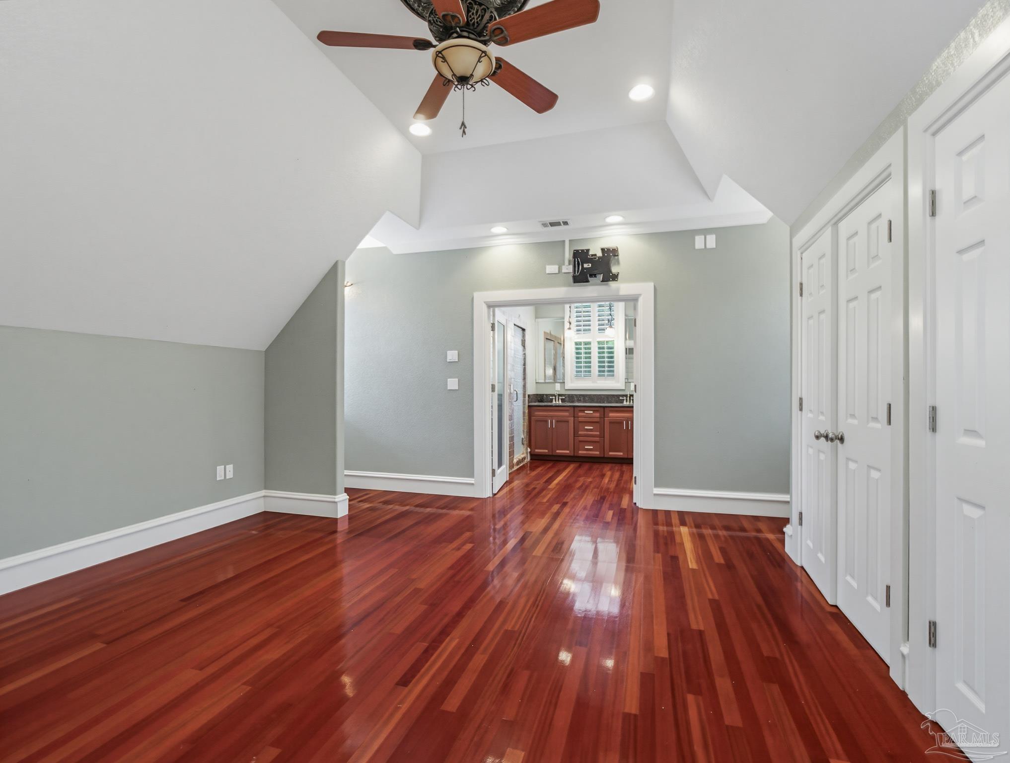 73 Scribner Avenue Defuniak Springs FL 32435