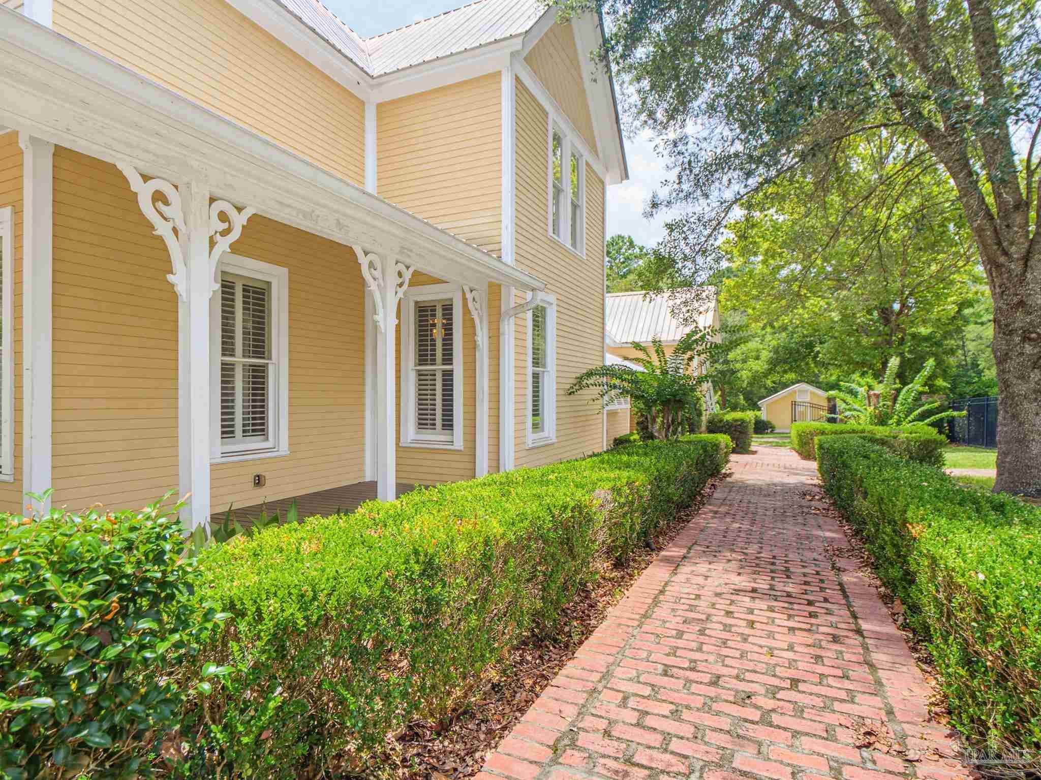73 Scribner Avenue Defuniak Springs FL 32435