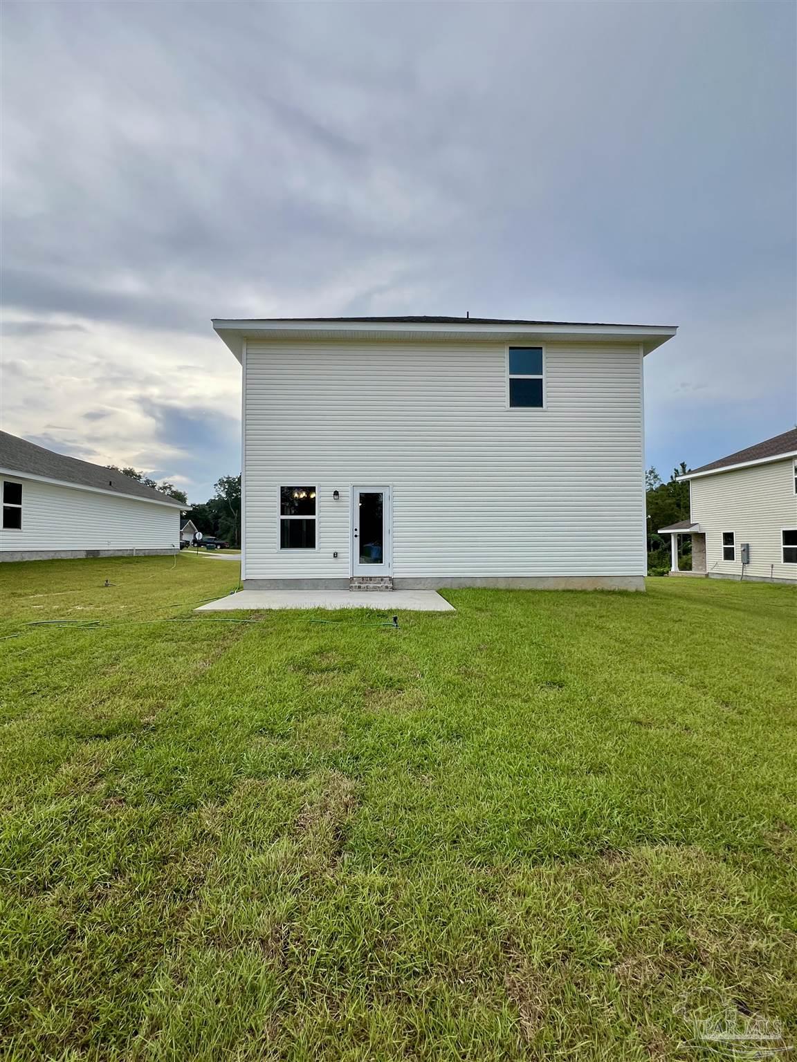 940 Rustling Pines Road # 13b Cantonment FL 32533