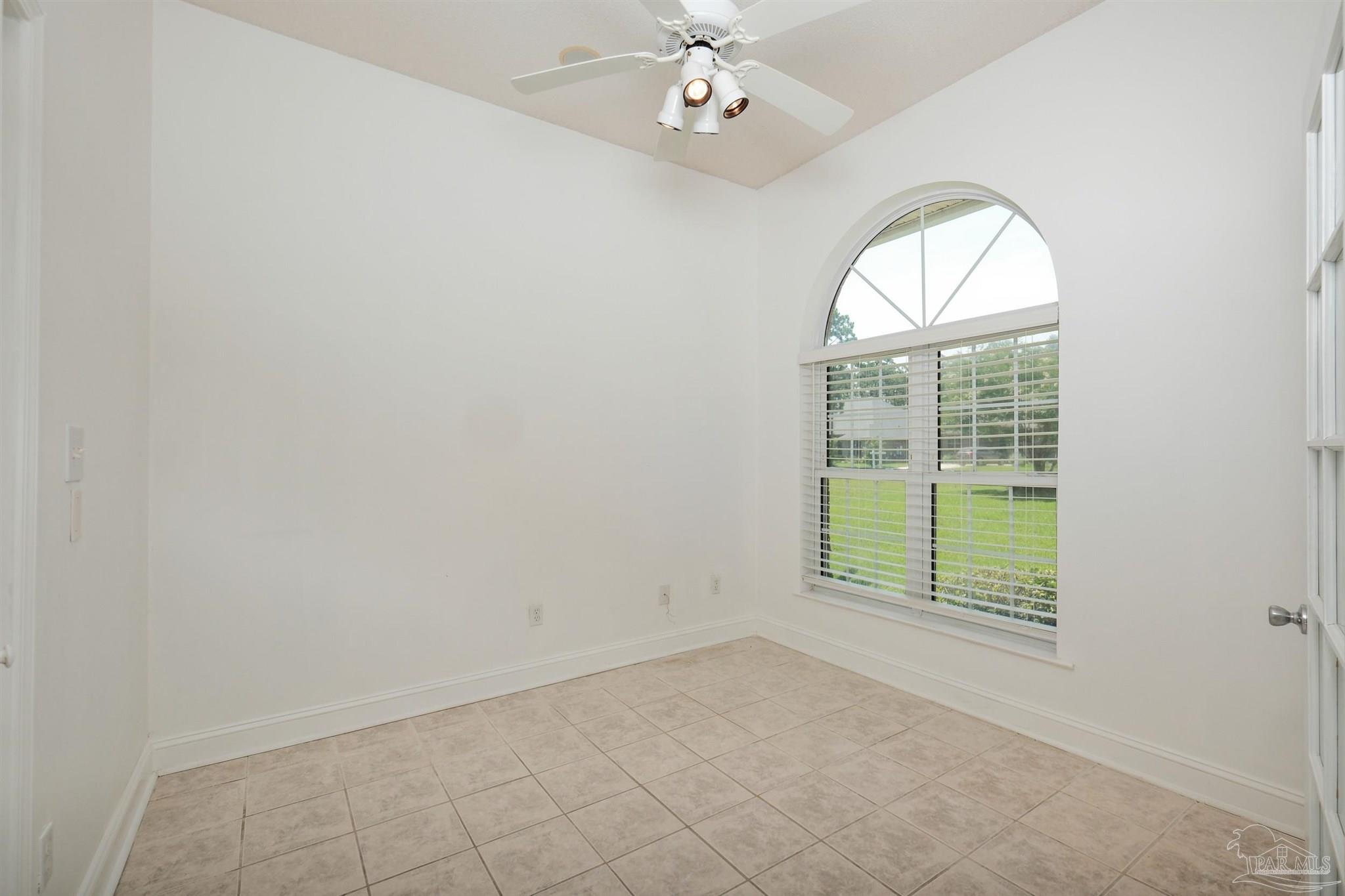 5450 N Shore Road Pensacola FL 32507