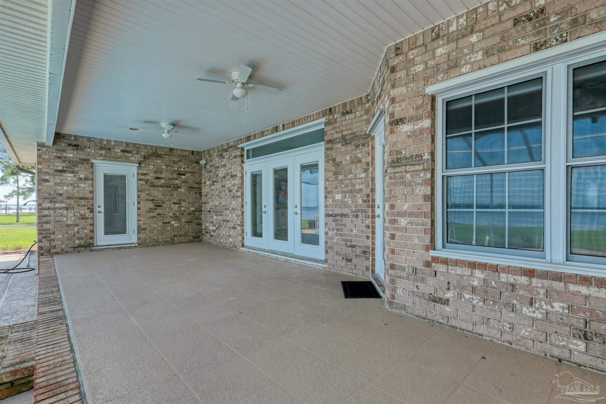 5450 N Shore Road Pensacola FL 32507