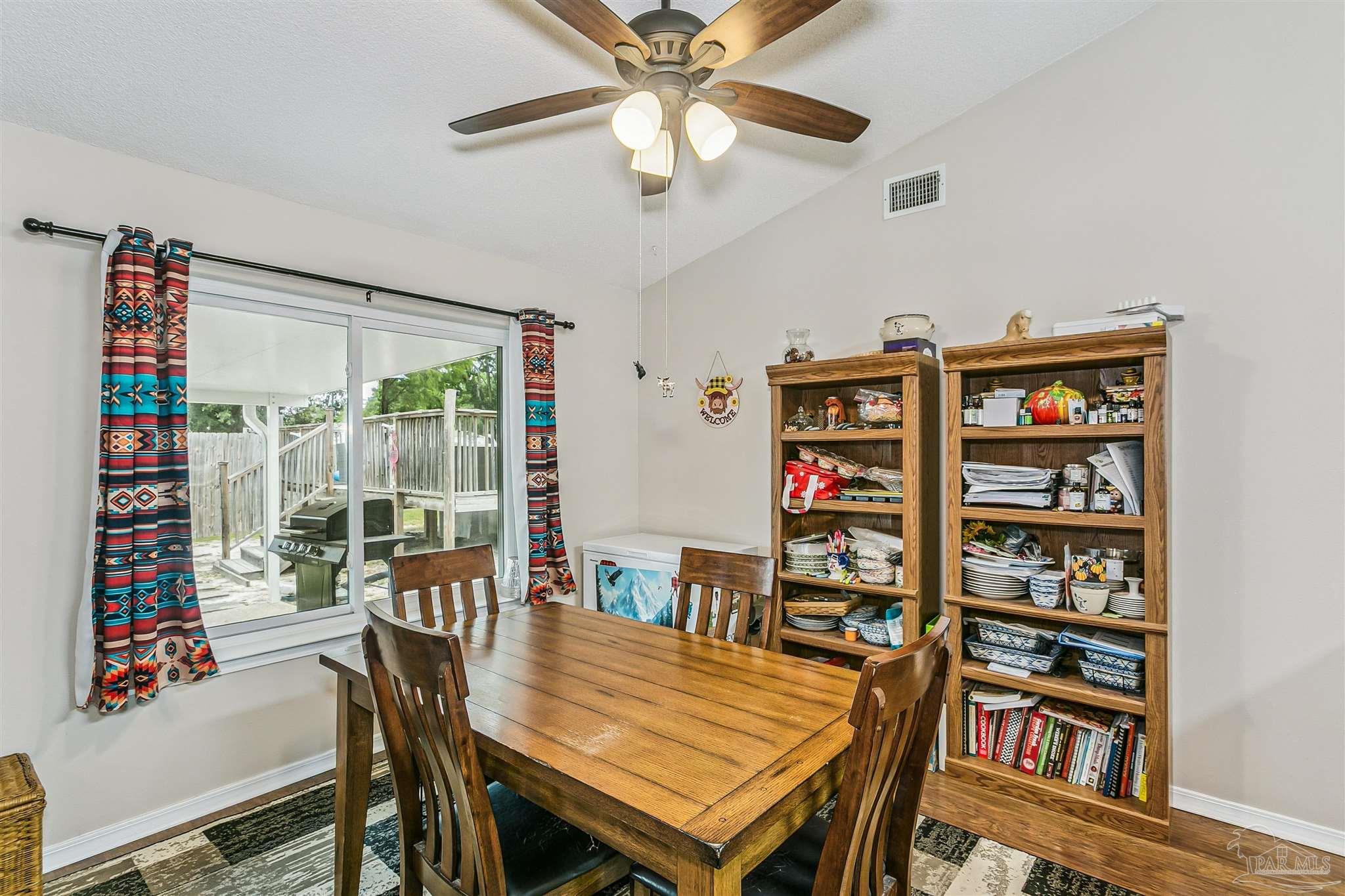 7425 Peterson Lane Pensacola FL 32506