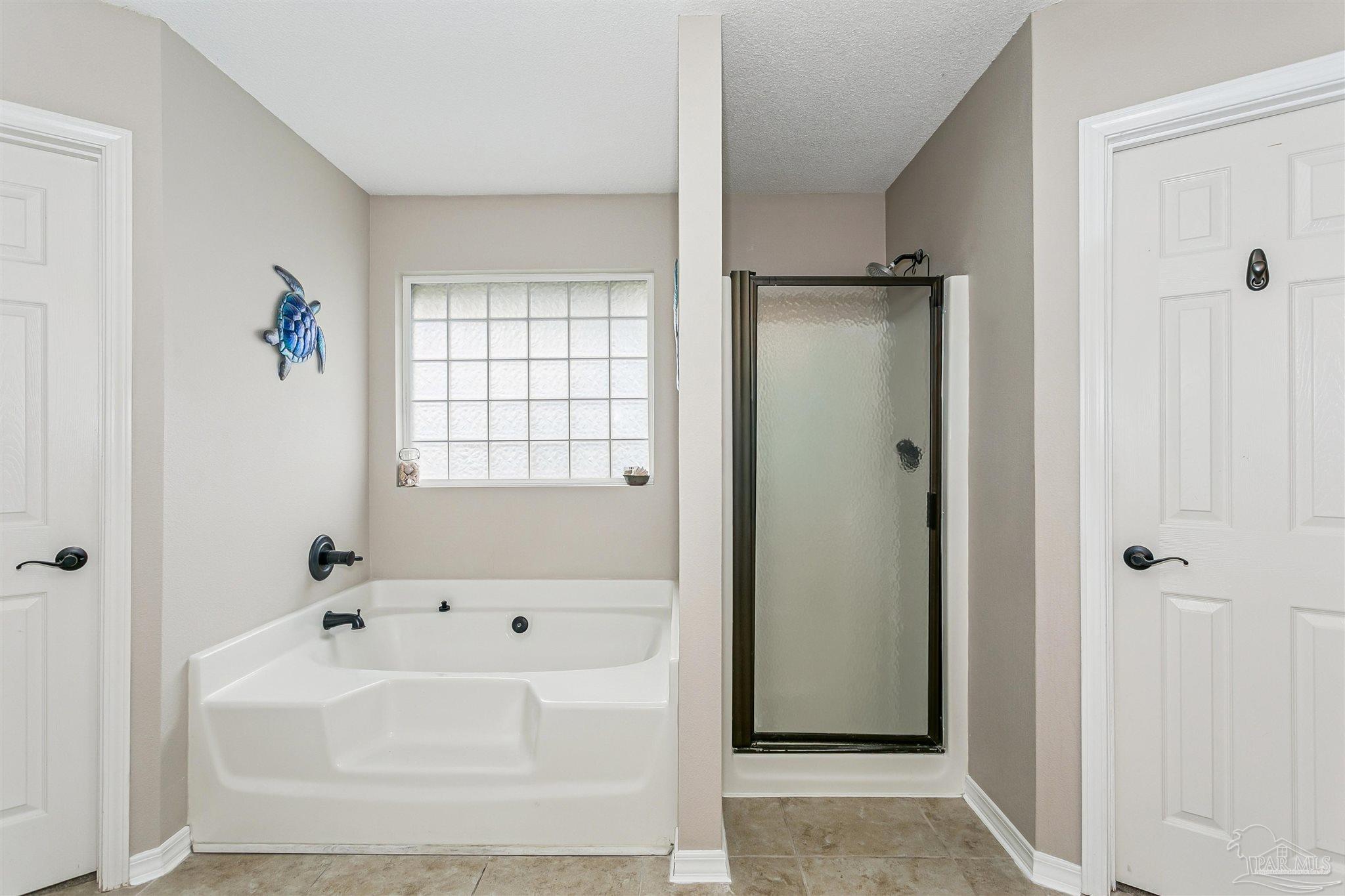 7425 Peterson Lane Pensacola FL 32506