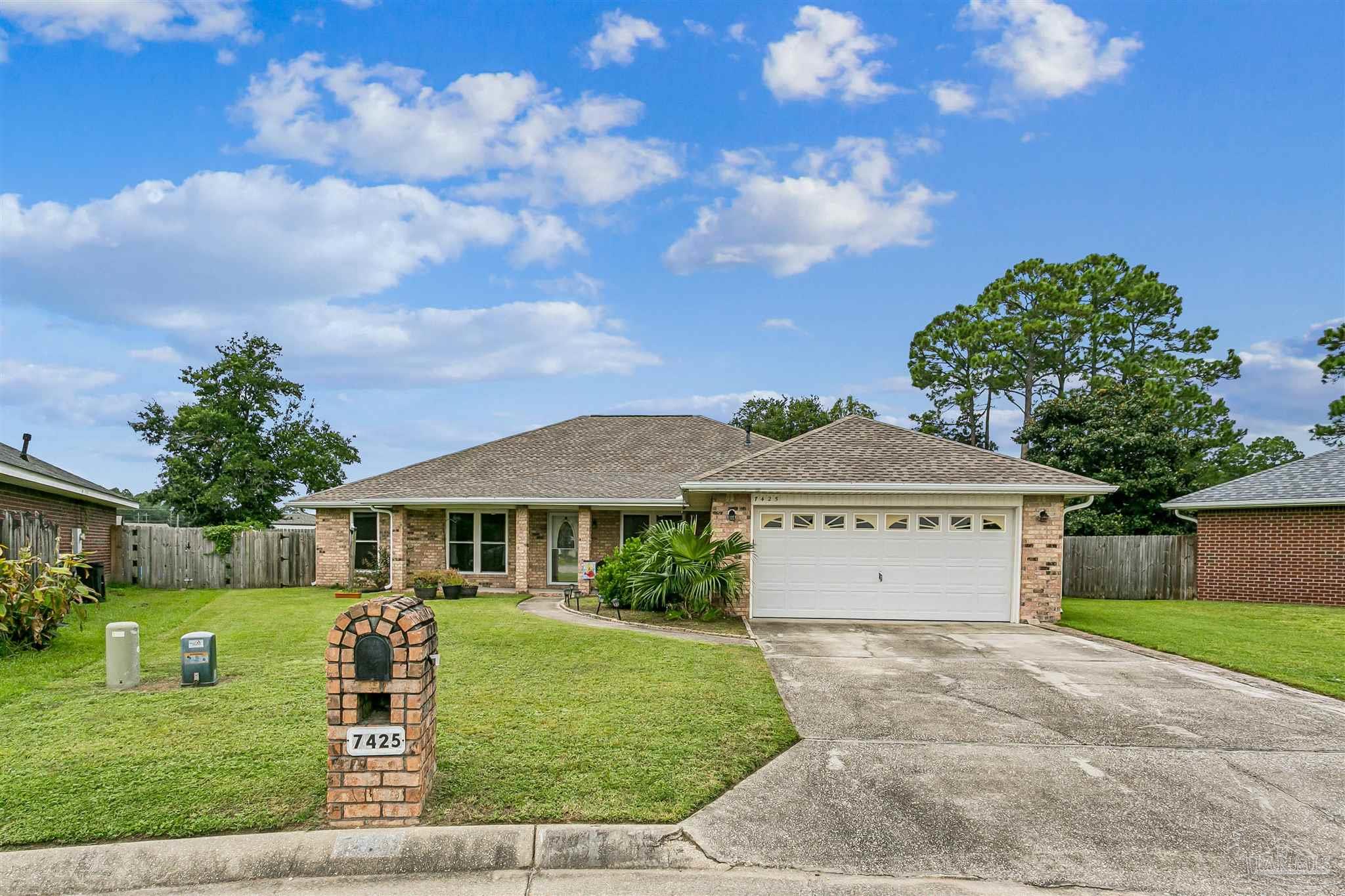7425 Peterson Lane Pensacola FL 32506