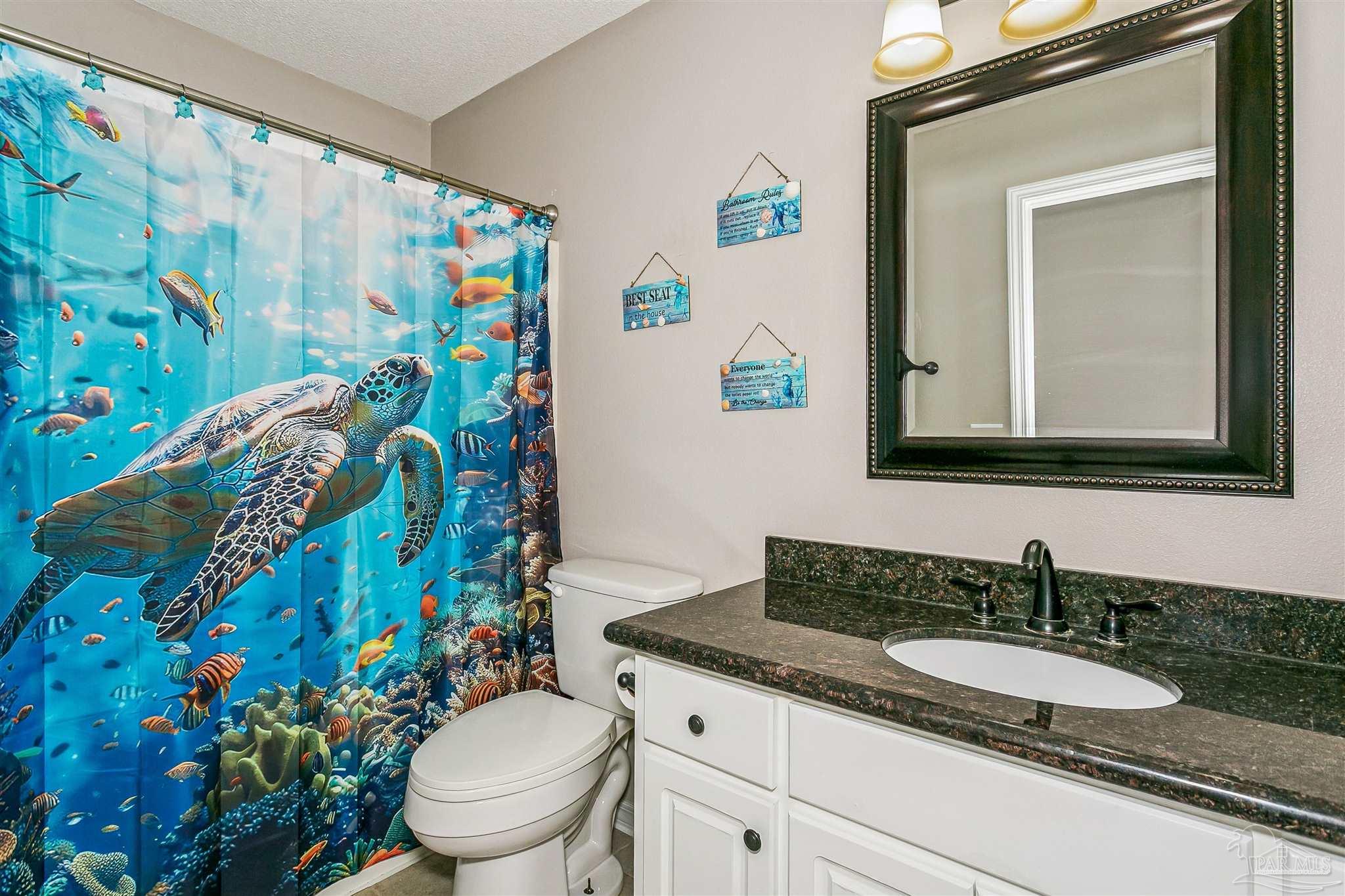 7425 Peterson Lane Pensacola FL 32506