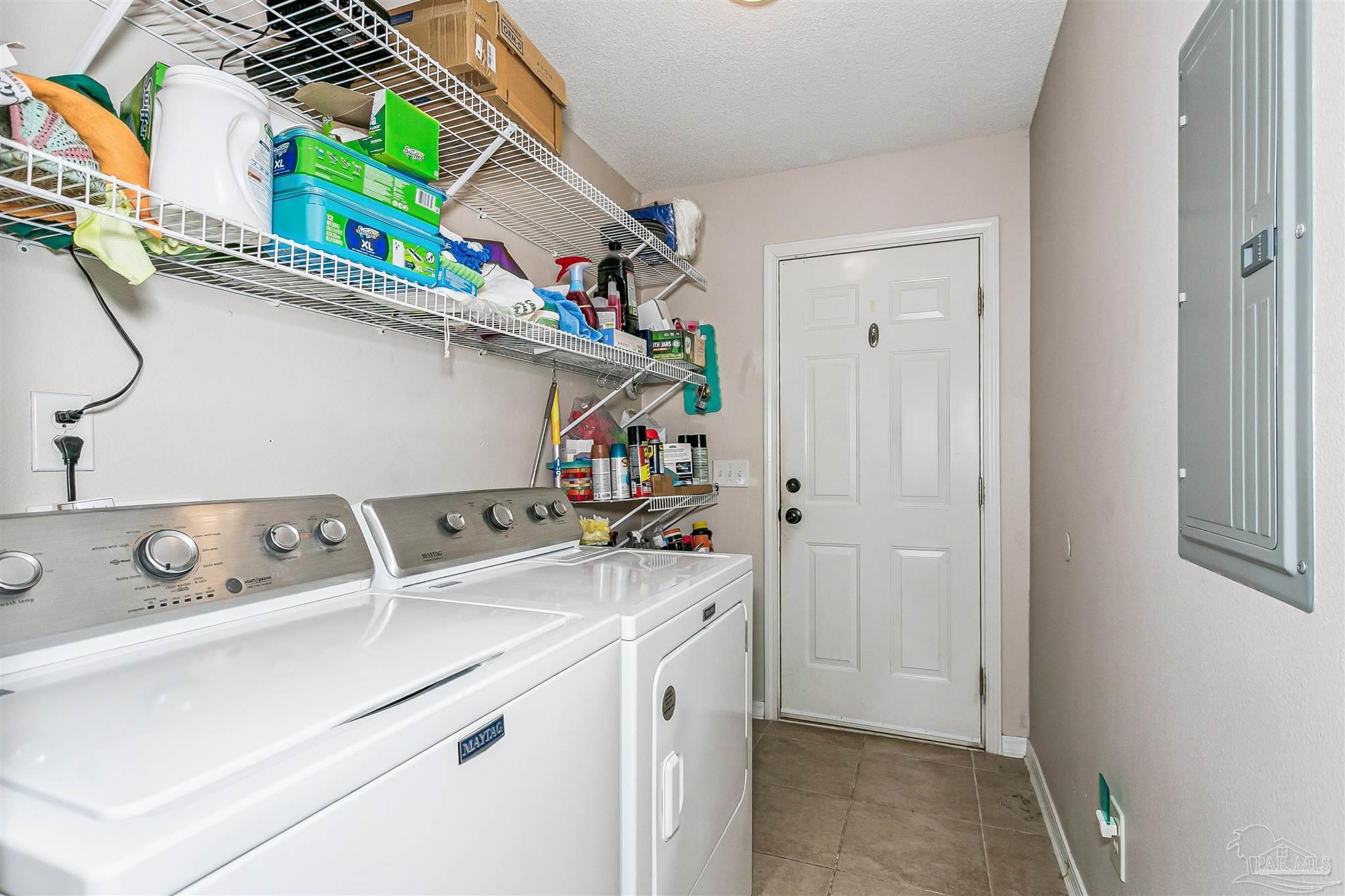 7425 Peterson Lane Pensacola FL 32506