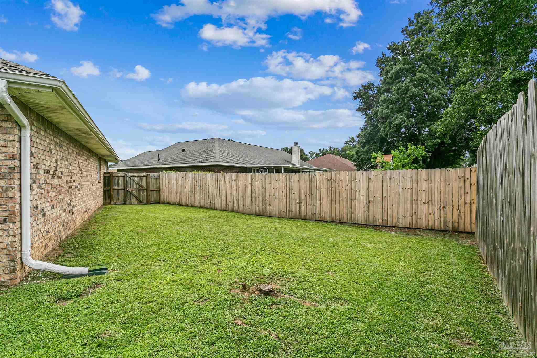 7425 Peterson Lane Pensacola FL 32506