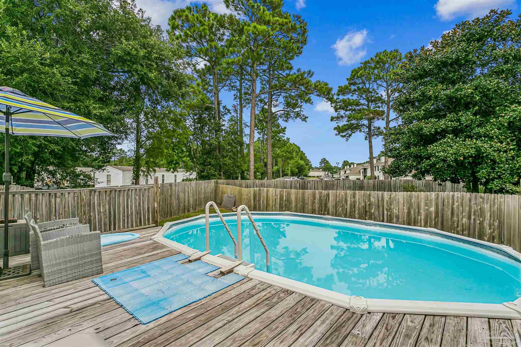 7425 Peterson Lane Pensacola FL 32506