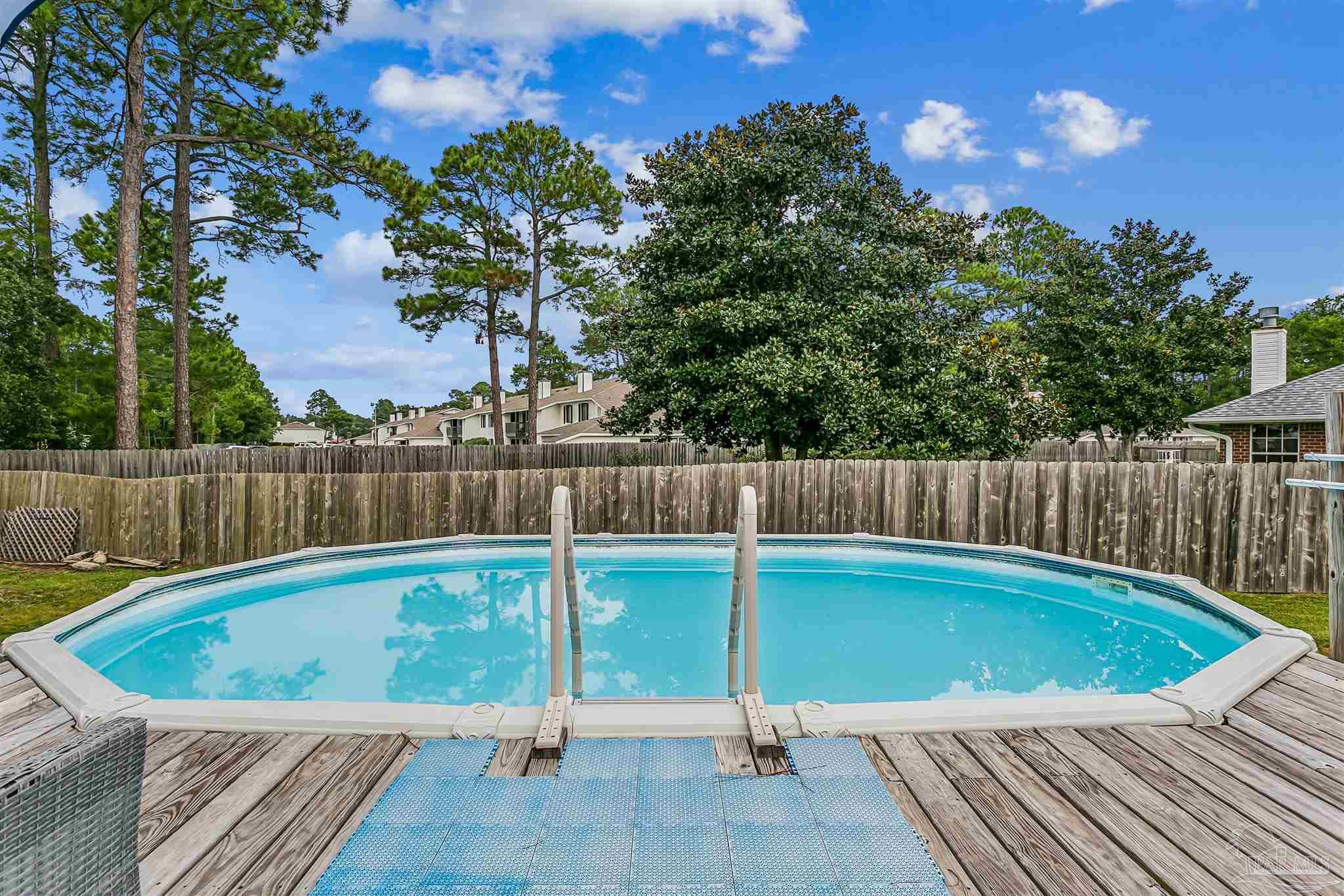 7425 Peterson Lane Pensacola FL 32506