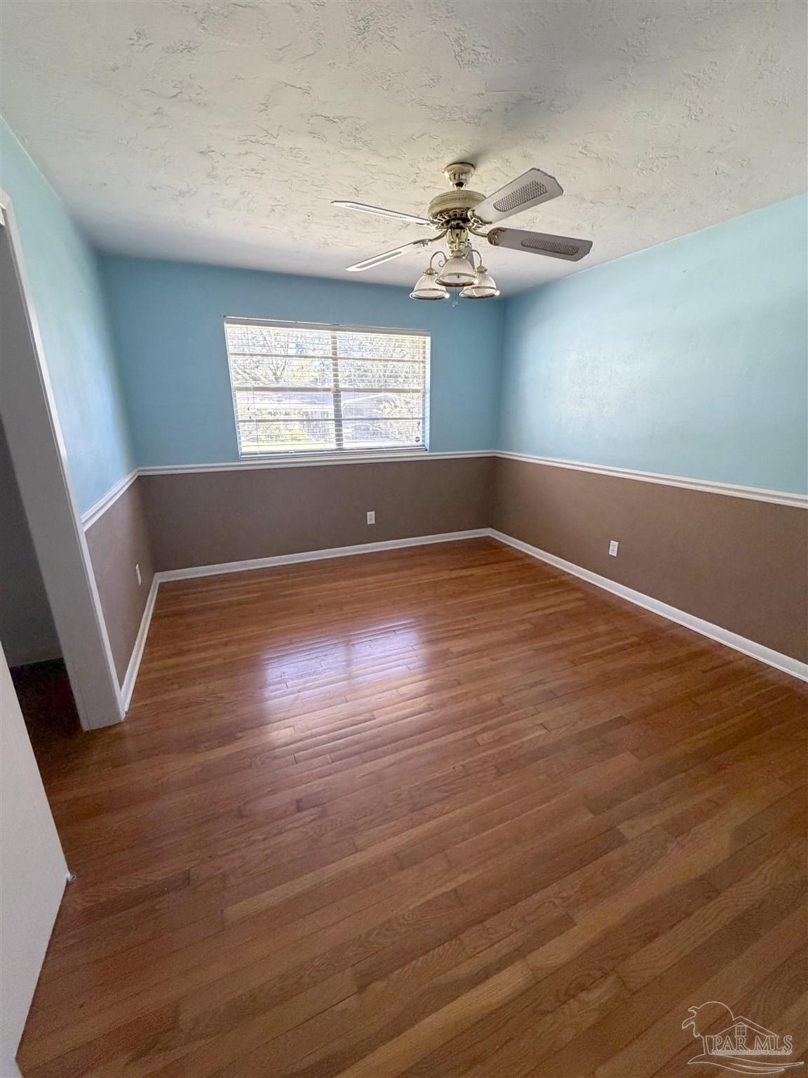17 Seminole Trail Pensacola FL 32506
