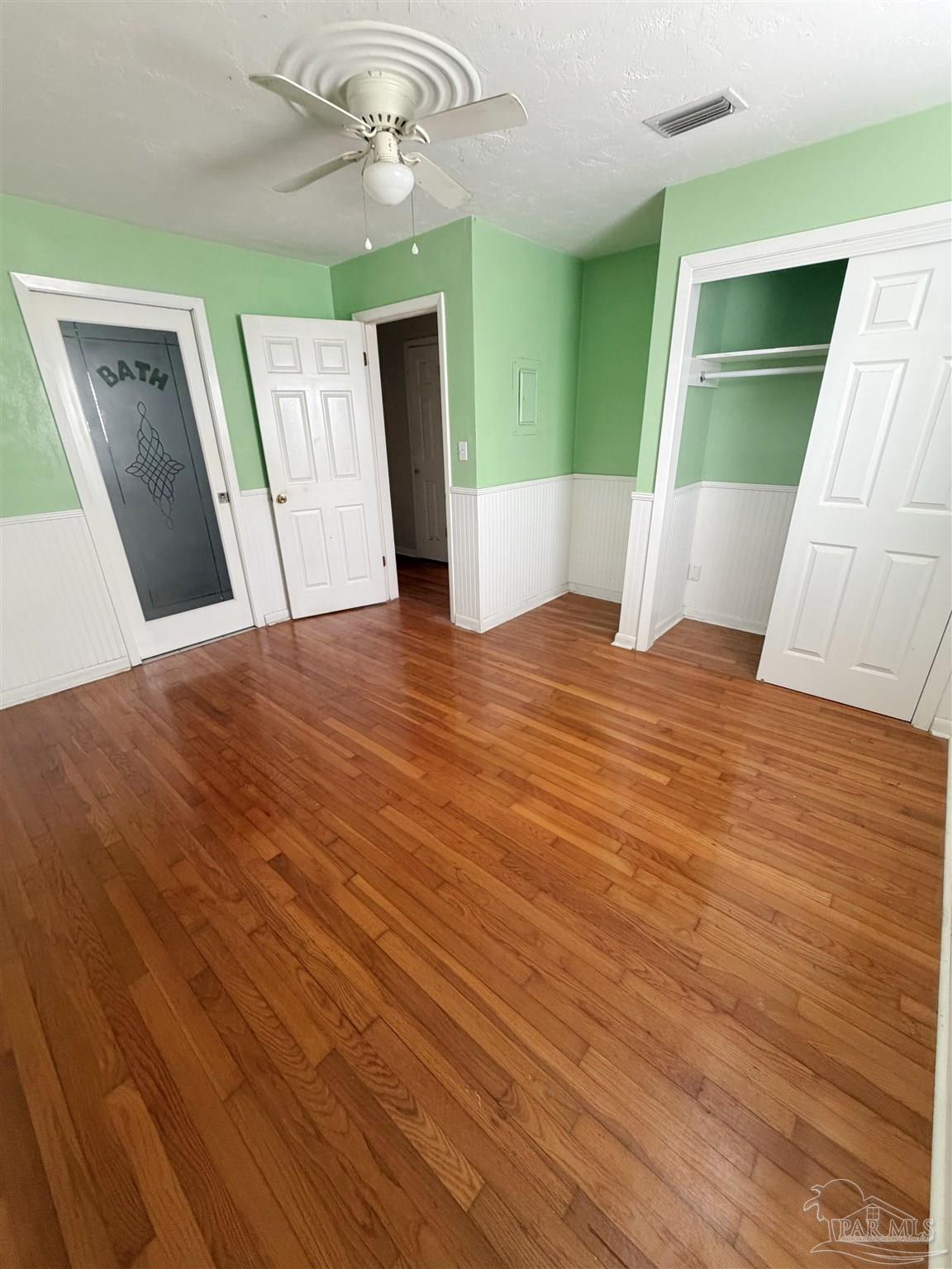 17 Seminole Trail Pensacola FL 32506