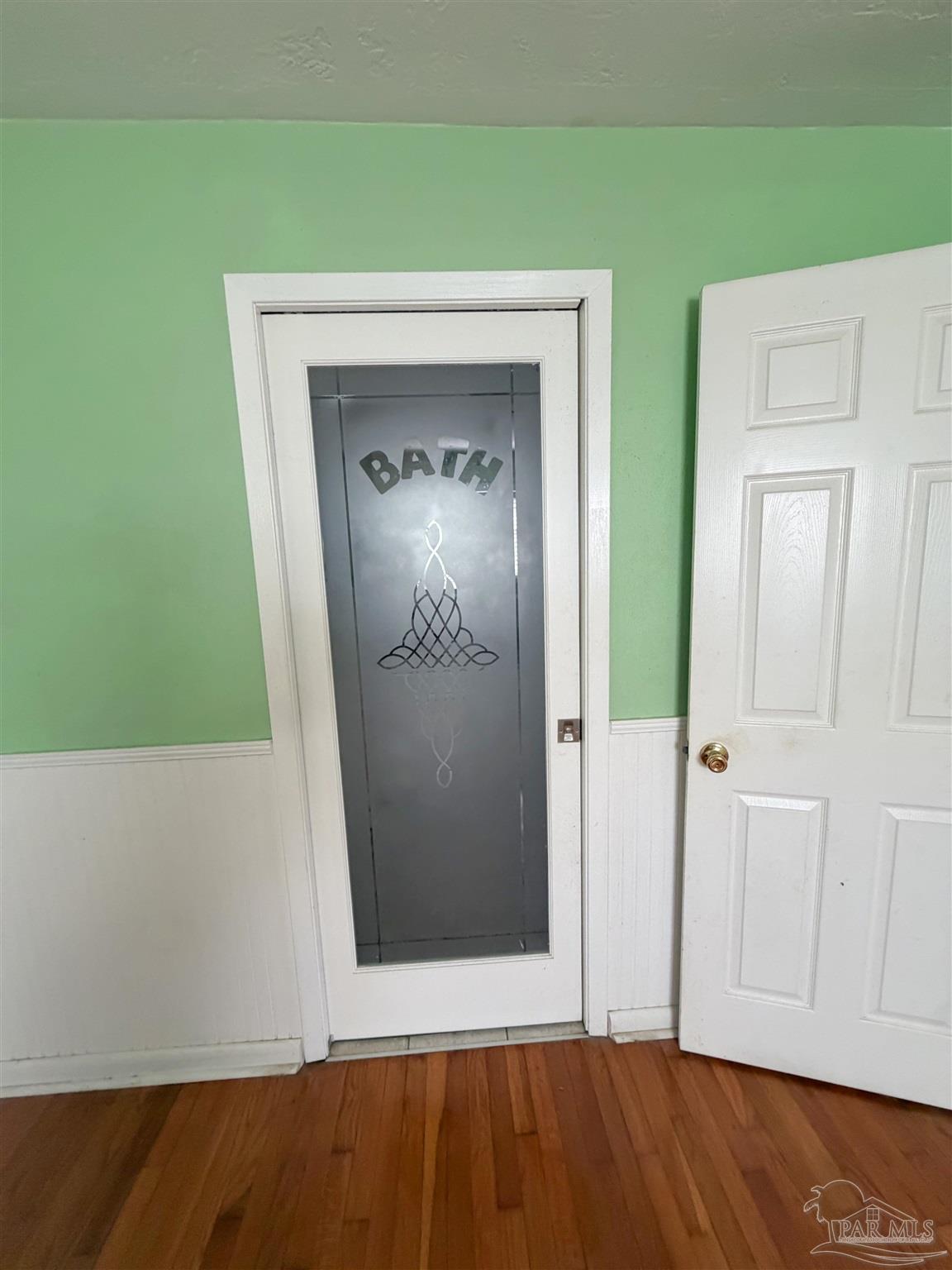 17 Seminole Trail Pensacola FL 32506