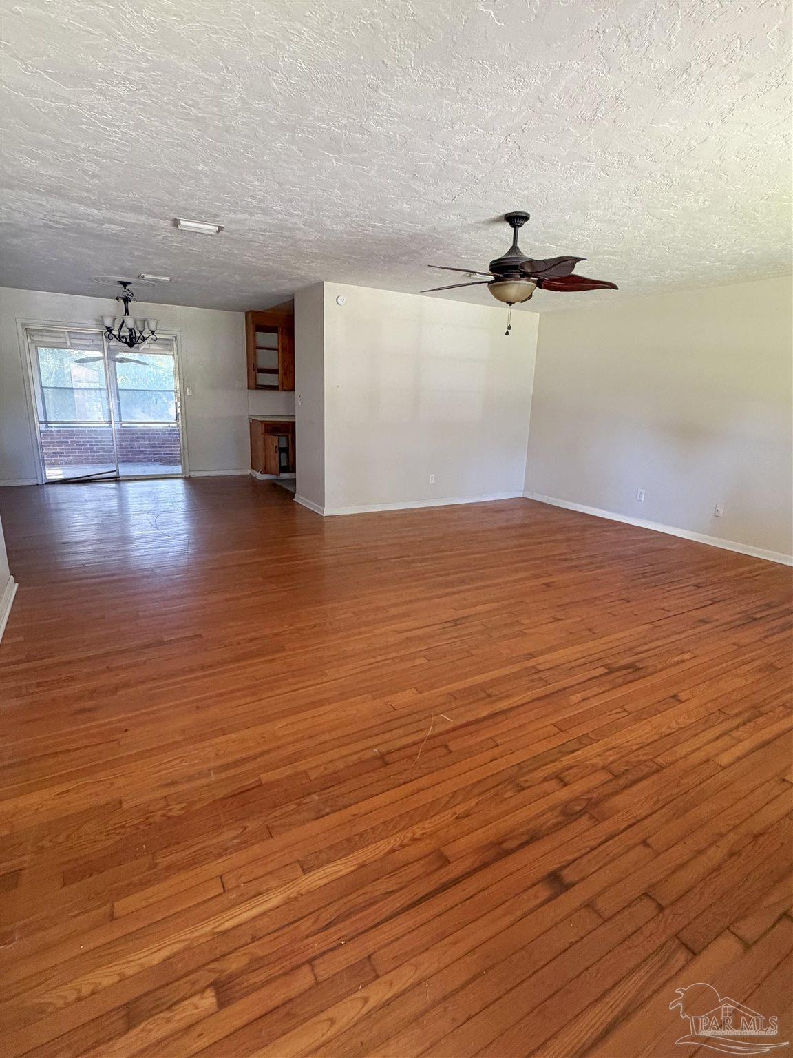 17 Seminole Trail Pensacola FL 32506