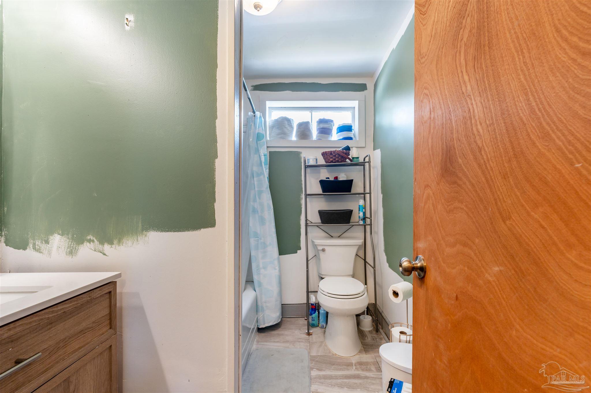 800 W Belmont Pensacola FL 32501