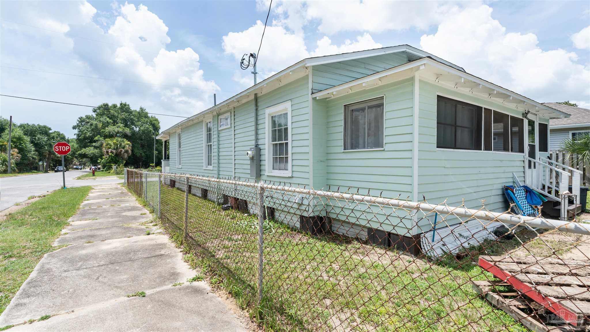 800 W Belmont Pensacola FL 32501