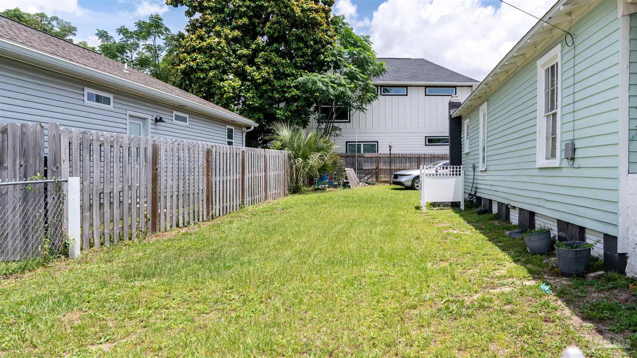 800 W Belmont Pensacola FL 32501