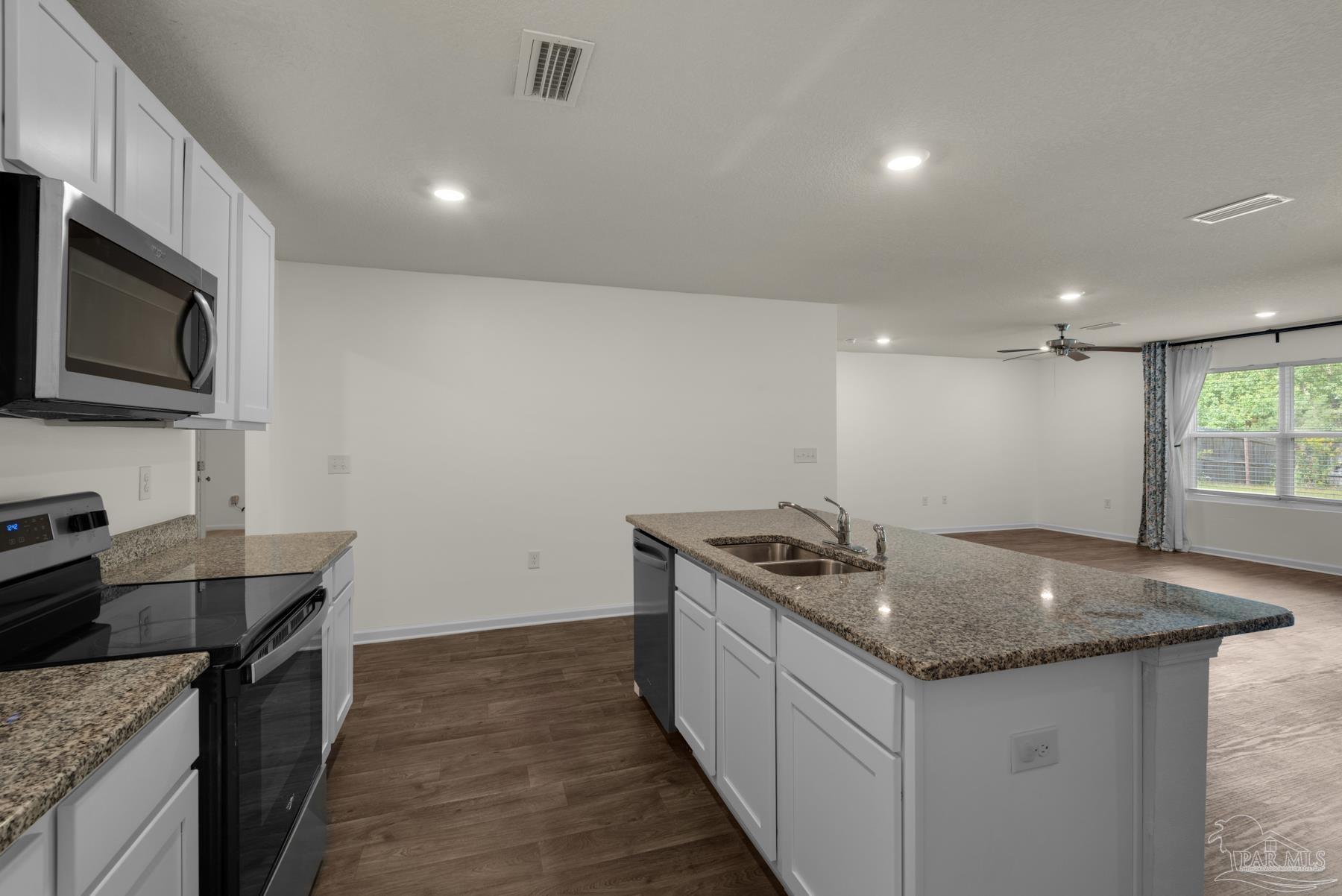 7348 Lakeside Oak Court Pensacola FL 32526