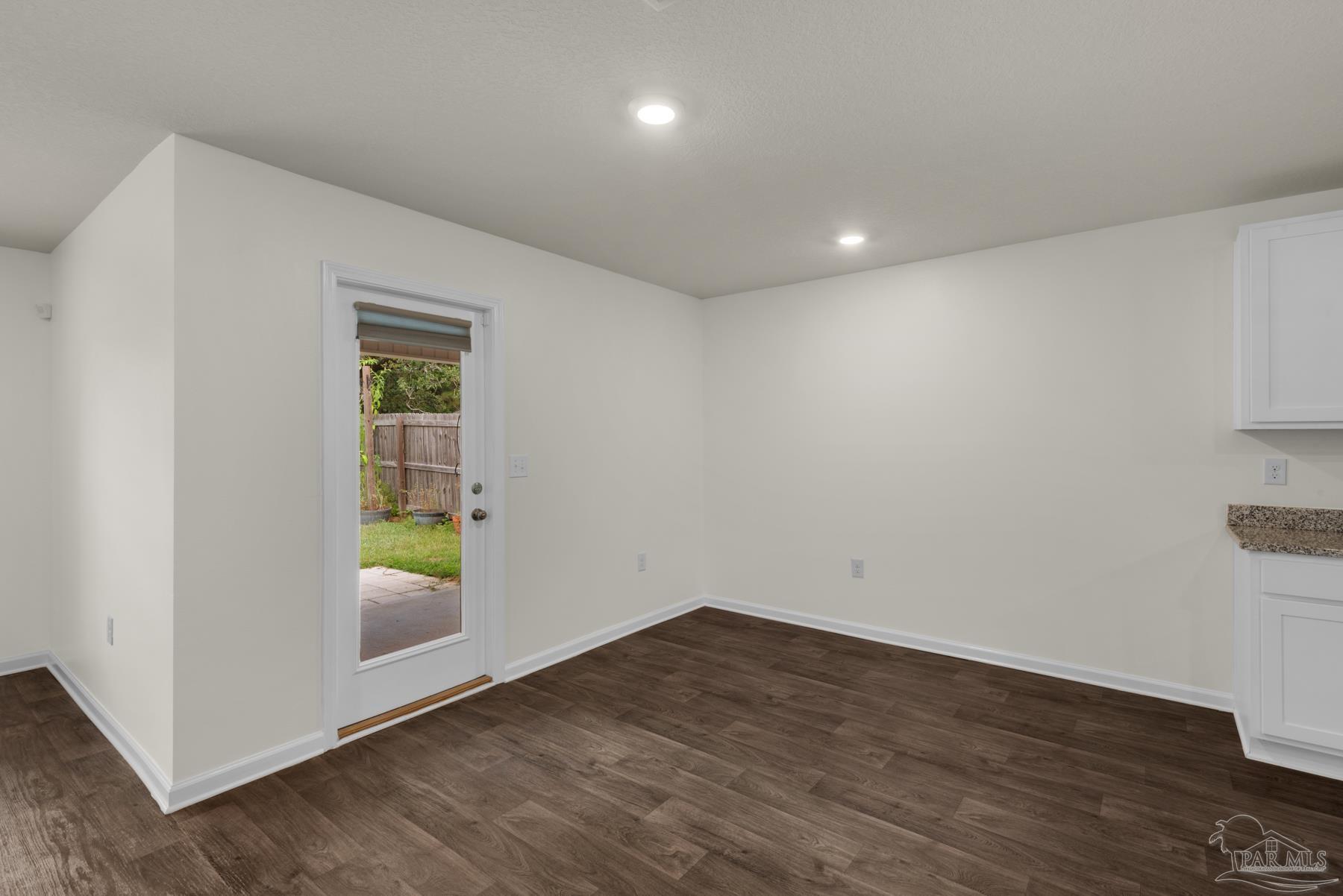 7348 Lakeside Oak Court Pensacola FL 32526