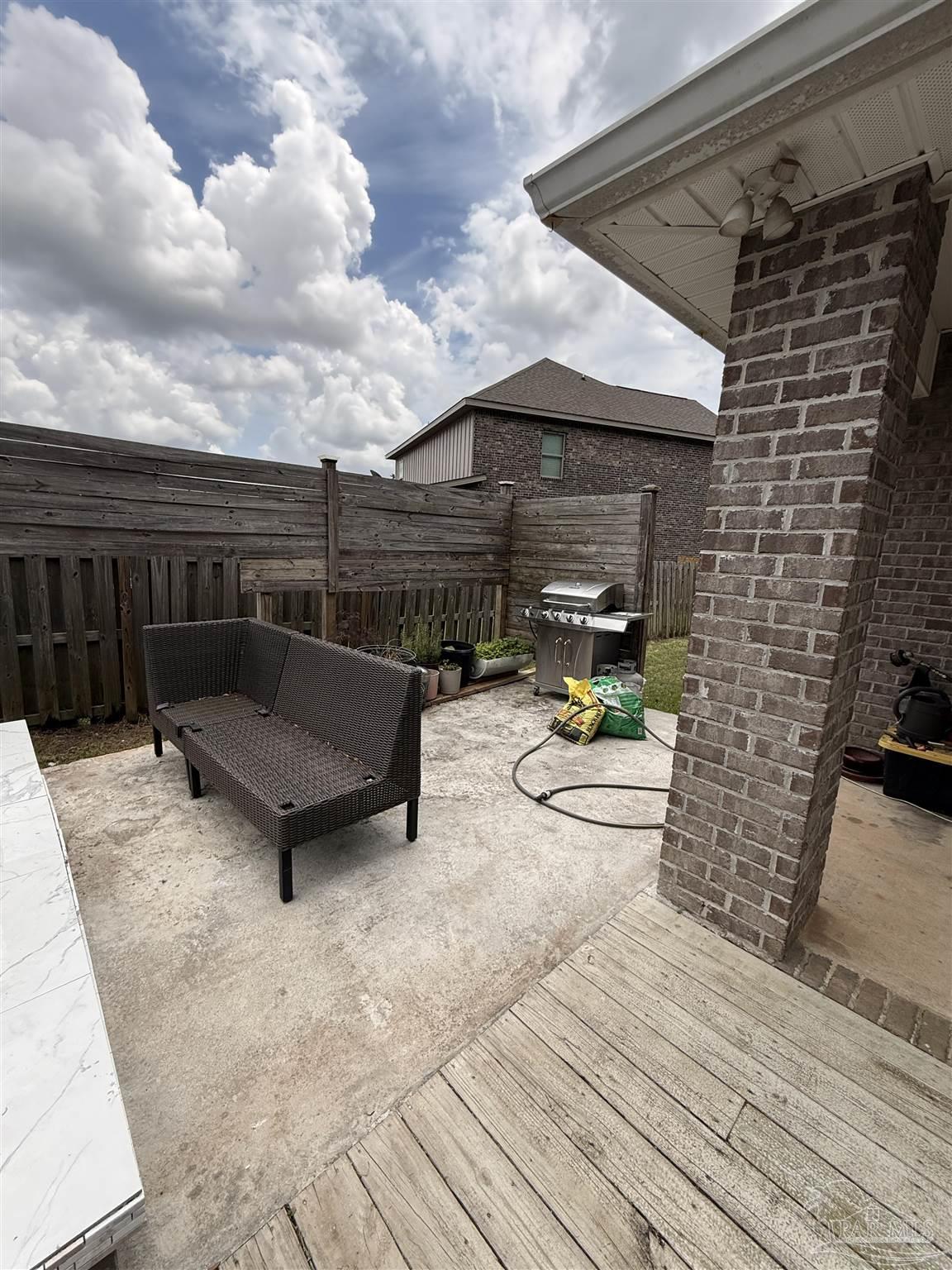 7980 Huntington Creek Lane Pensacola FL 32526
