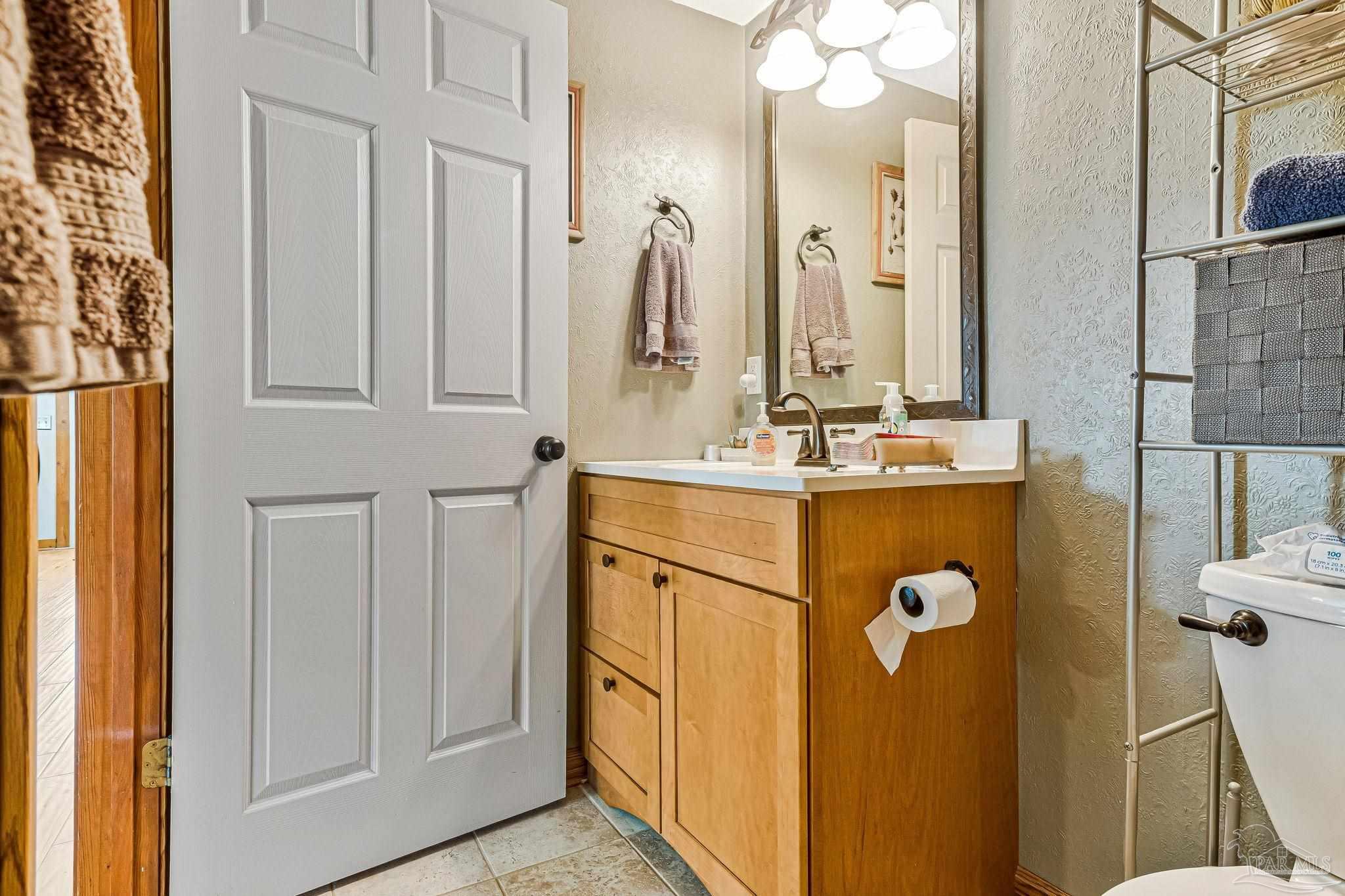 13626 Canal Drive Pensacola FL 32507
