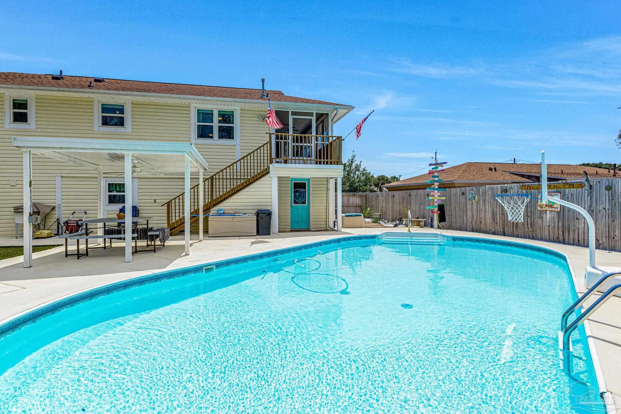 13626 Canal Drive Pensacola FL 32507