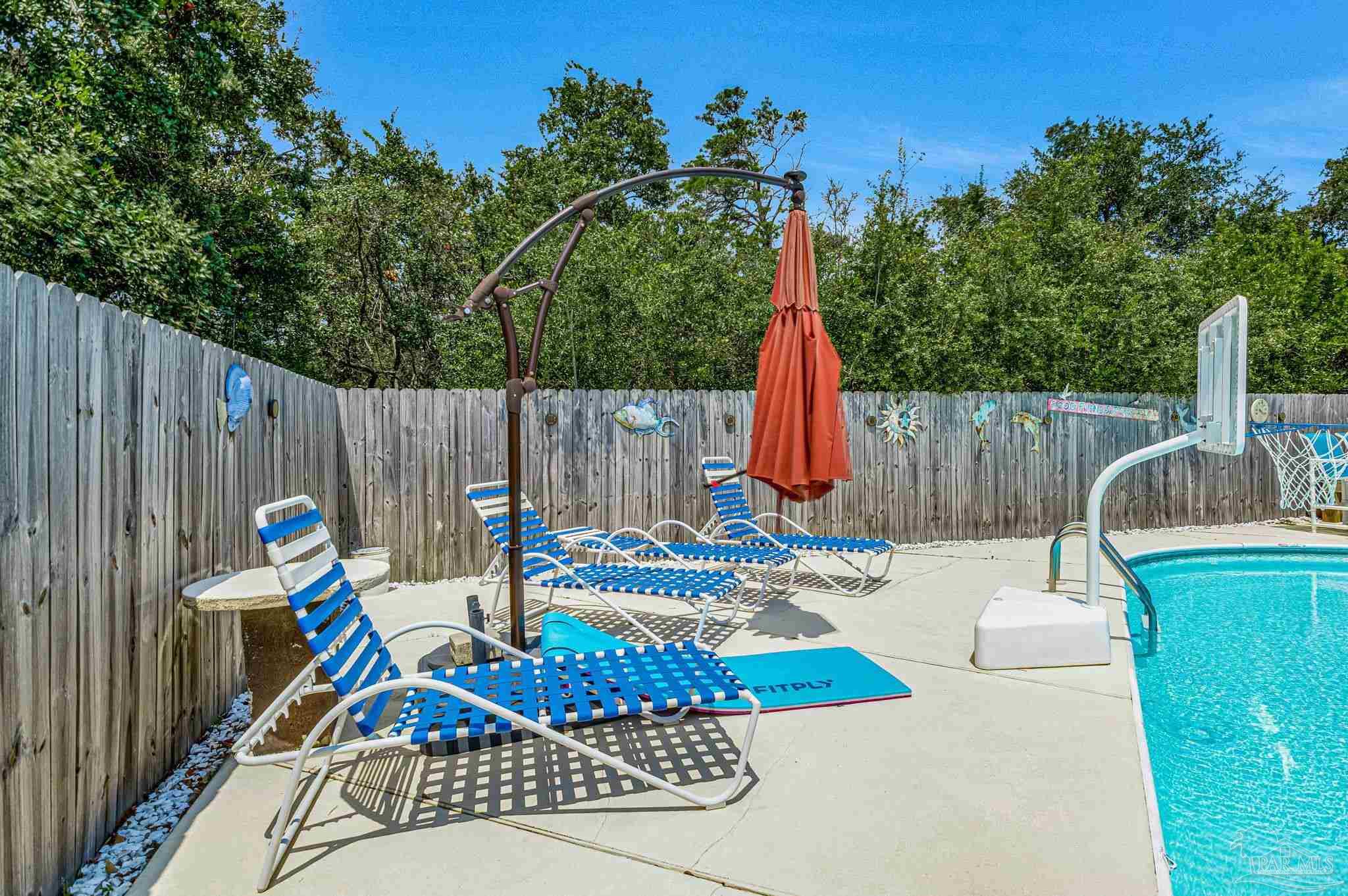 13626 Canal Drive Pensacola FL 32507