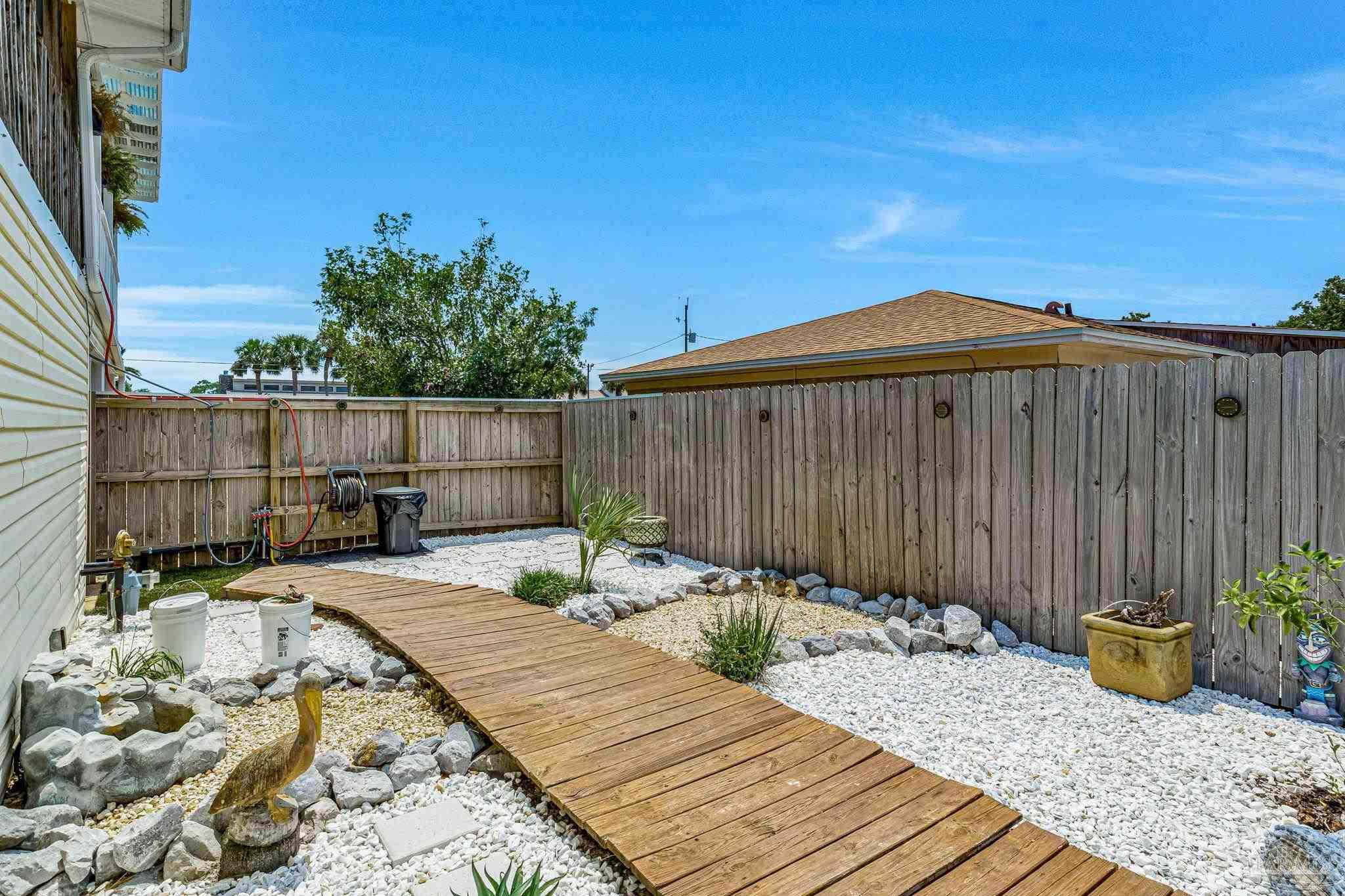 13626 Canal Drive Pensacola FL 32507