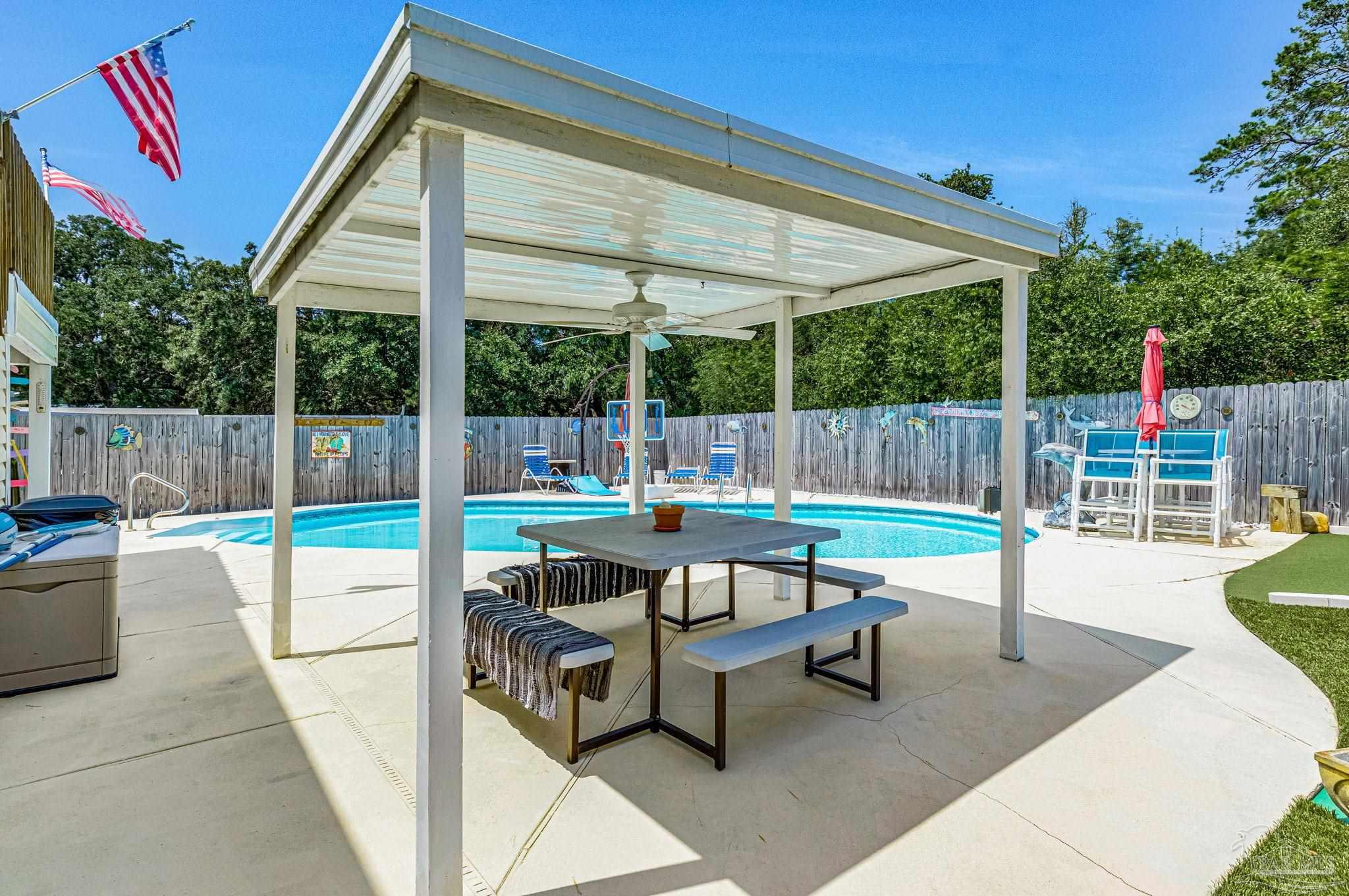 13626 Canal Drive Pensacola FL 32507