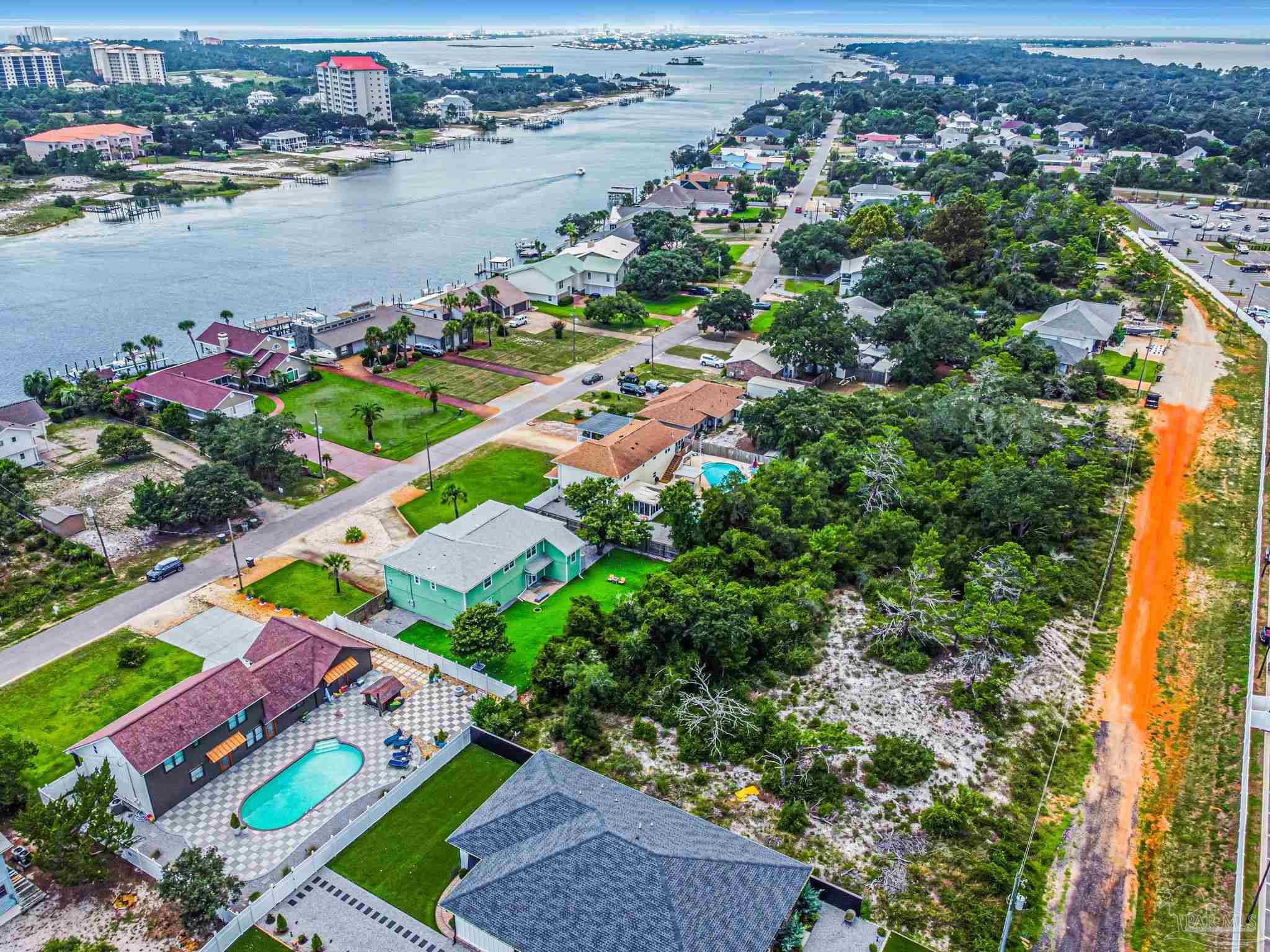 13626 Canal Drive Pensacola FL 32507