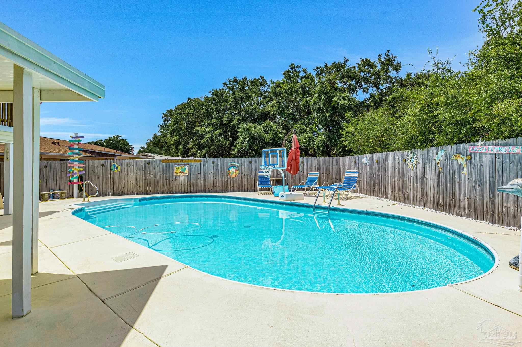 13626 Canal Drive Pensacola FL 32507