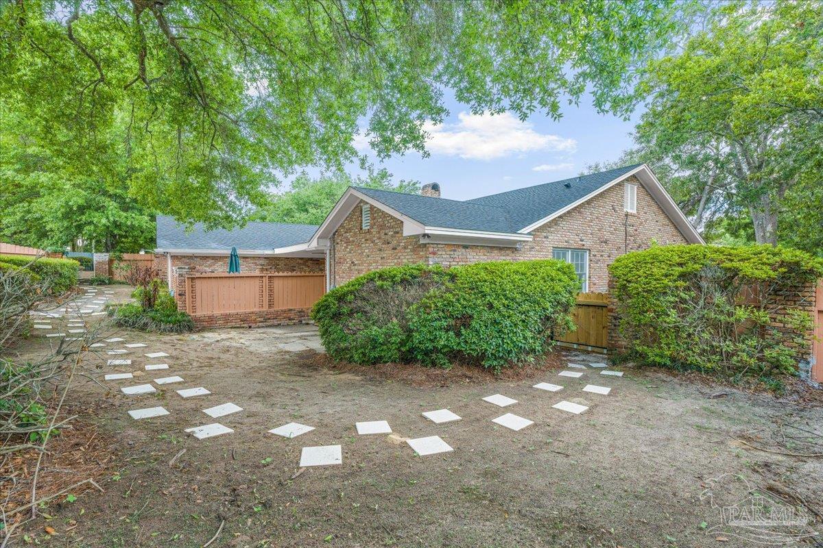 2220 Fleance Drive Pensacola FL 32503