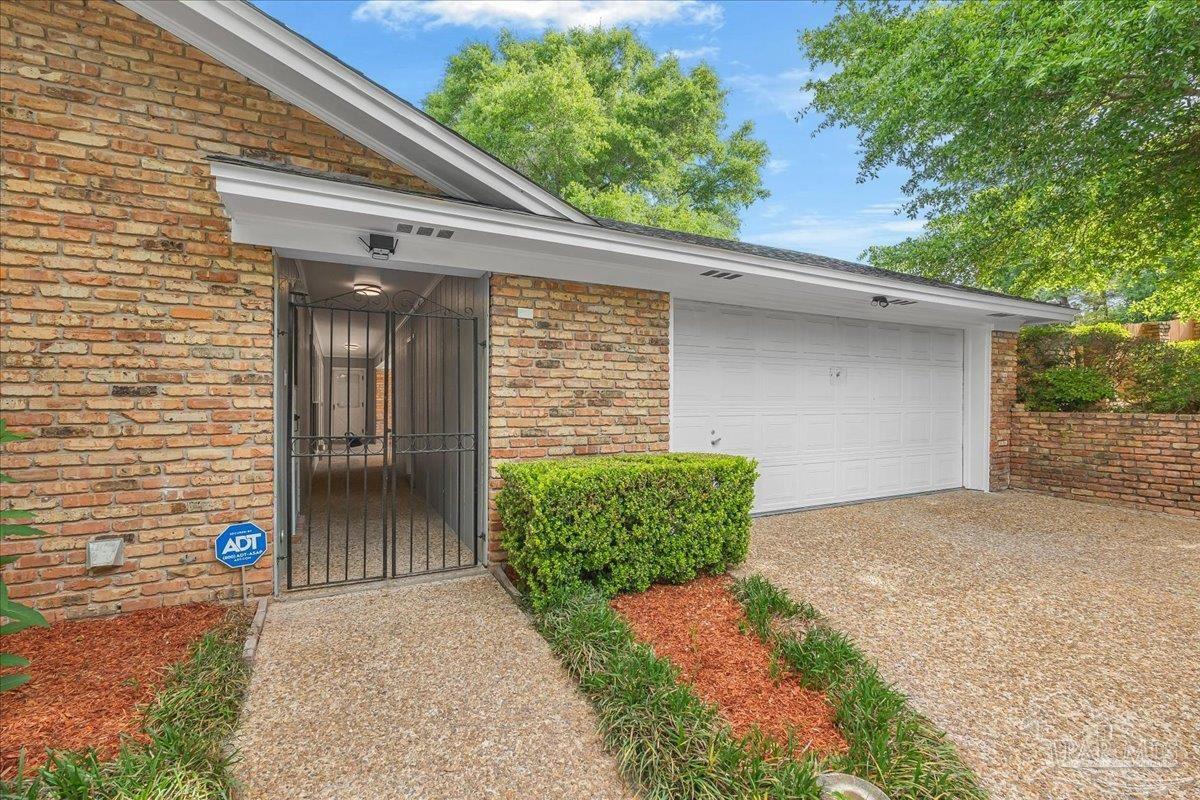 2220 Fleance Drive Pensacola FL 32503