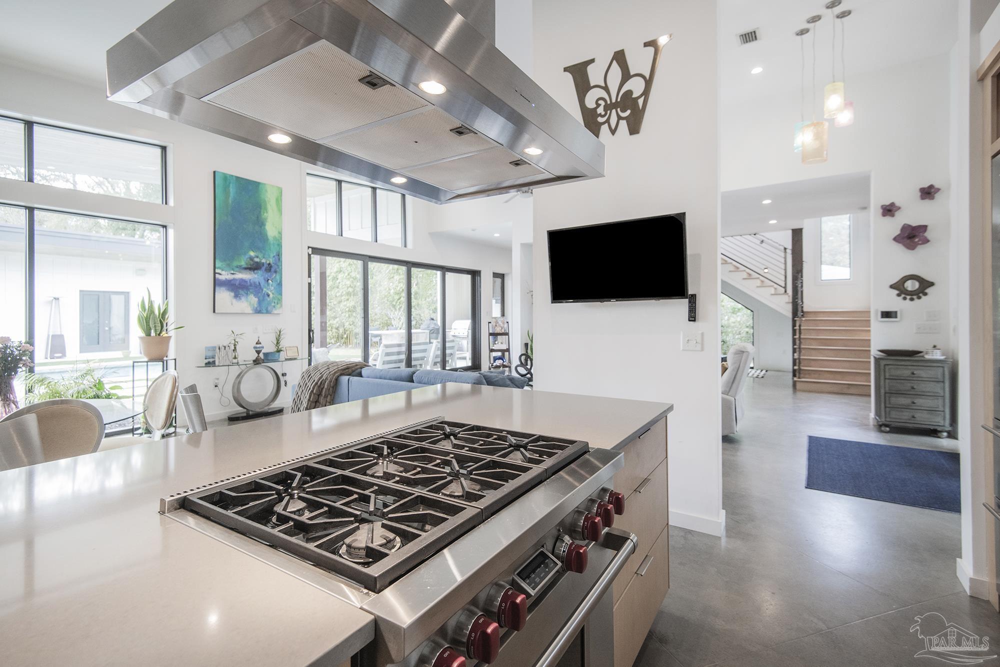 146 Highpoint Drive Gulf Breeze FL 32561