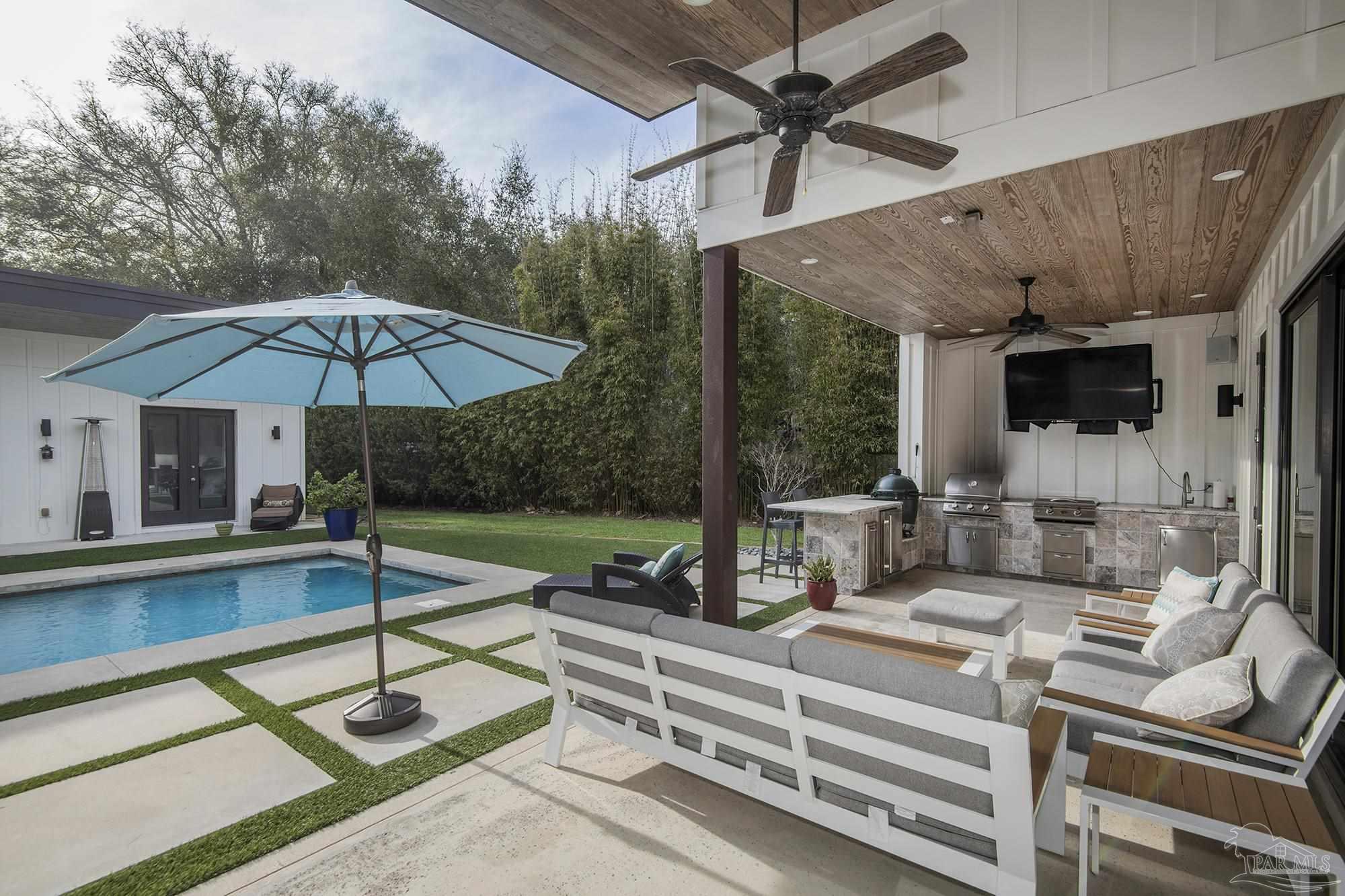 146 Highpoint Drive Gulf Breeze FL 32561