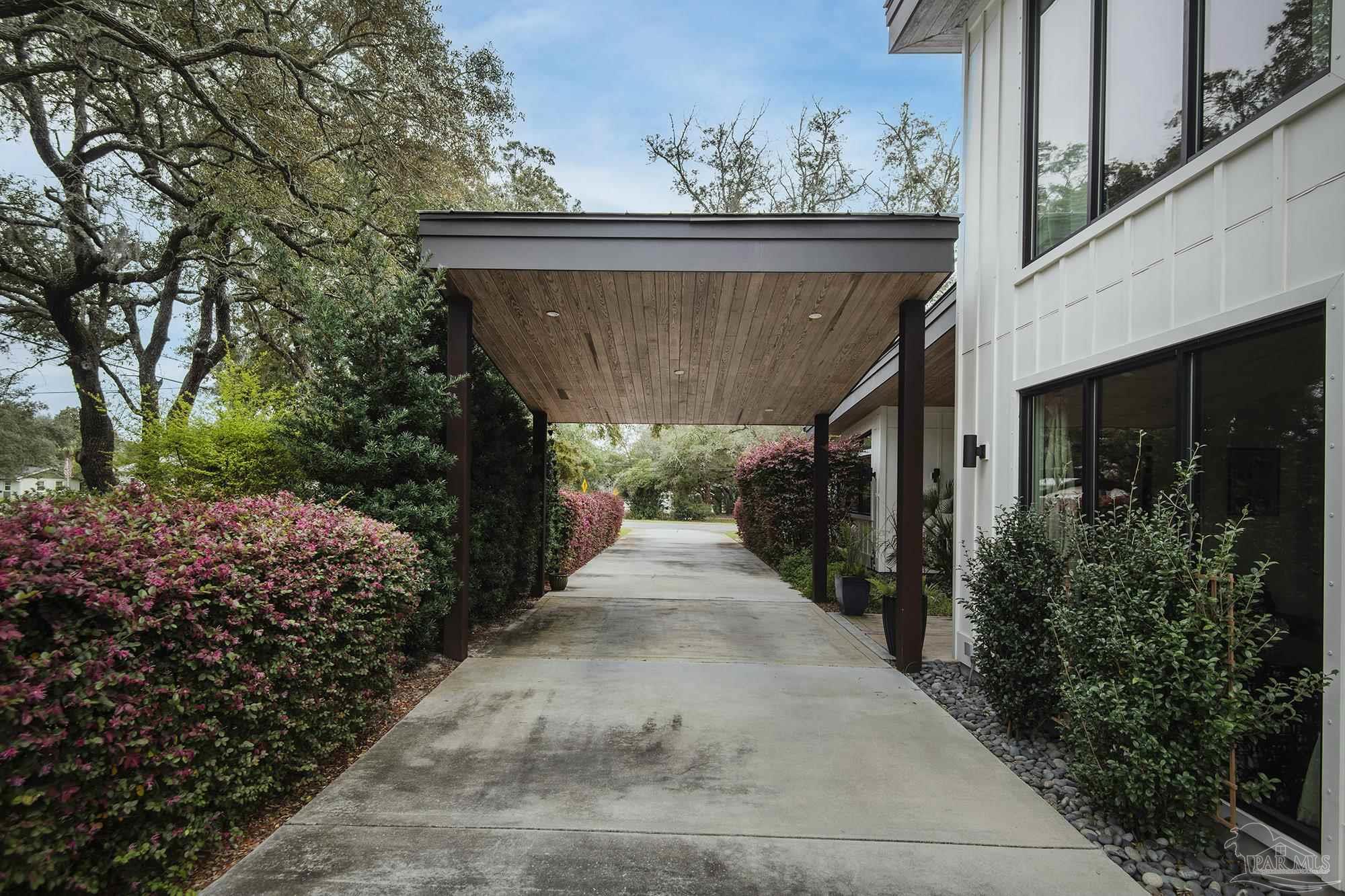 146 Highpoint Drive Gulf Breeze FL 32561