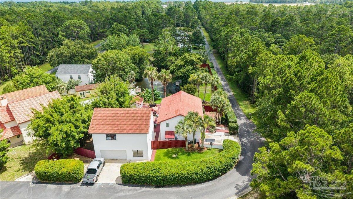 1834 W Smugglers Cove Drive Gulf Breeze FL 32563
