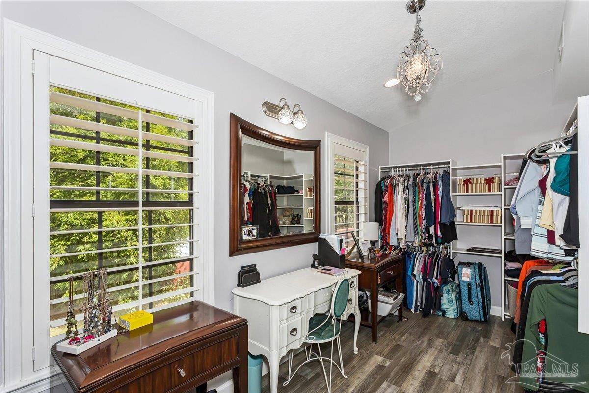 1834 W Smugglers Cove Drive Gulf Breeze FL 32563