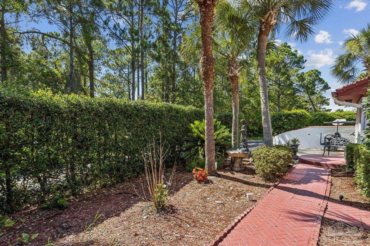 1834 W Smugglers Cove Drive Gulf Breeze FL 32563