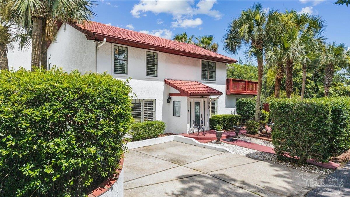 1834 W Smugglers Cove Drive Gulf Breeze FL 32563