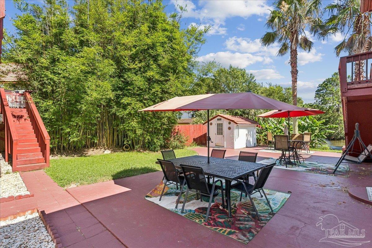 1834 W Smugglers Cove Drive Gulf Breeze FL 32563