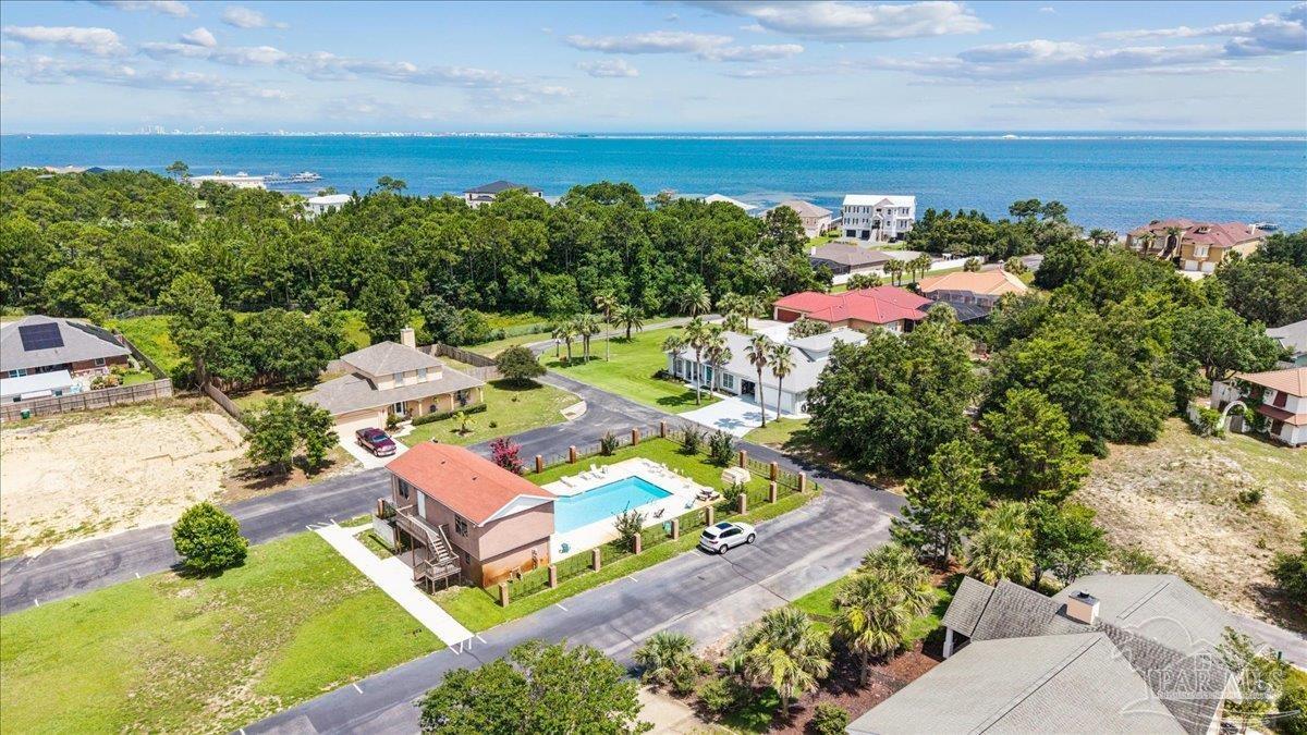 1834 W Smugglers Cove Drive Gulf Breeze FL 32563