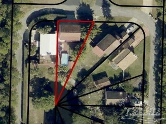 1834 W Smugglers Cove Drive Gulf Breeze FL 32563