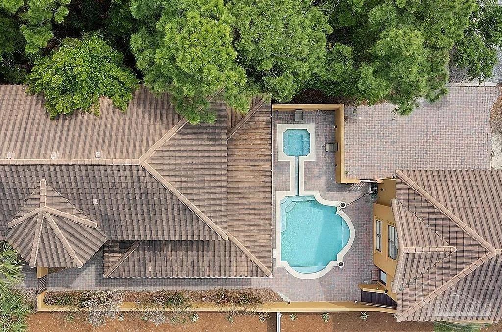 205 N Saint Francis Drive Destin FL 32549