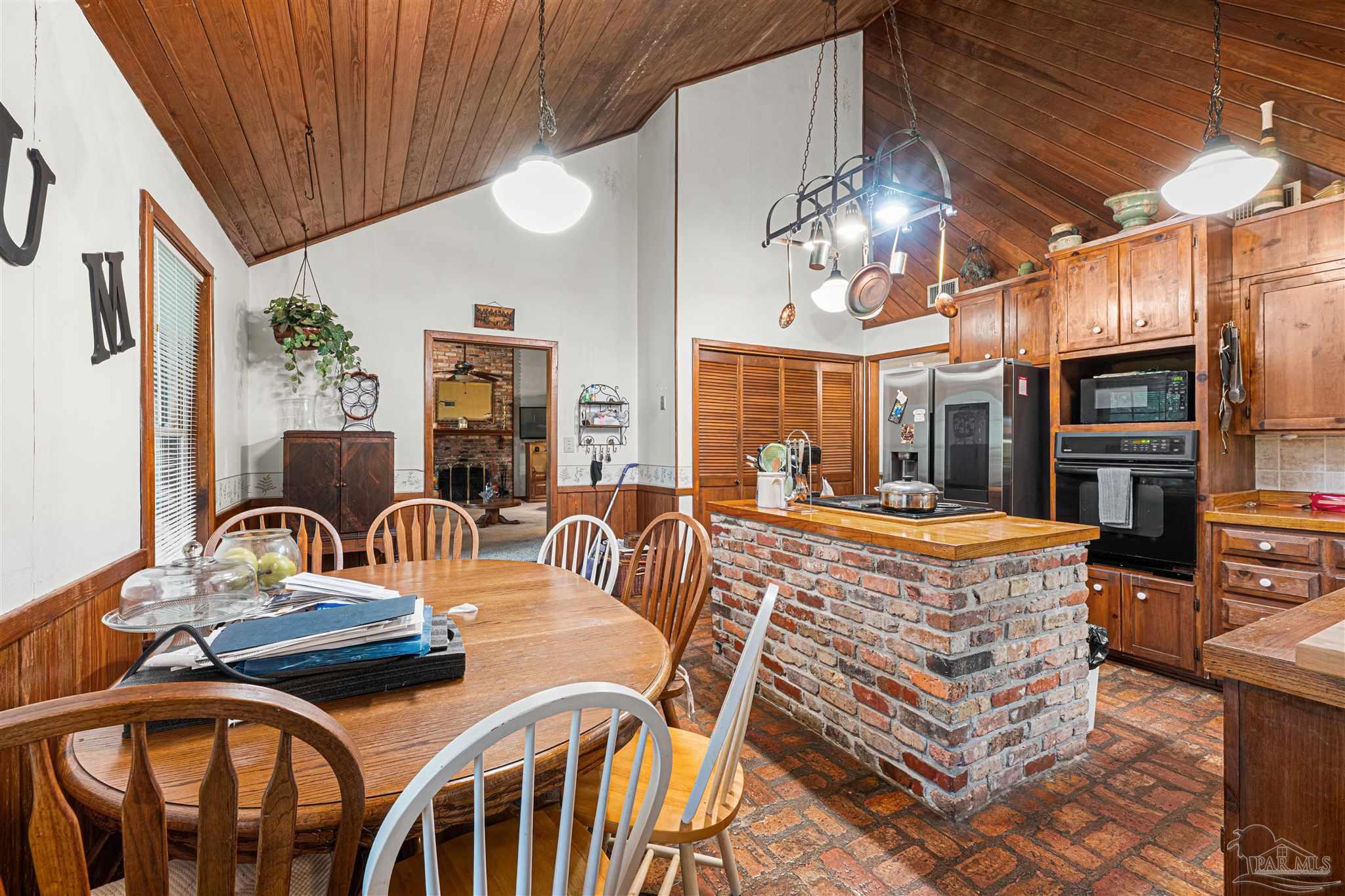 1906 Kathleen Avenue Cantonment FL 32533