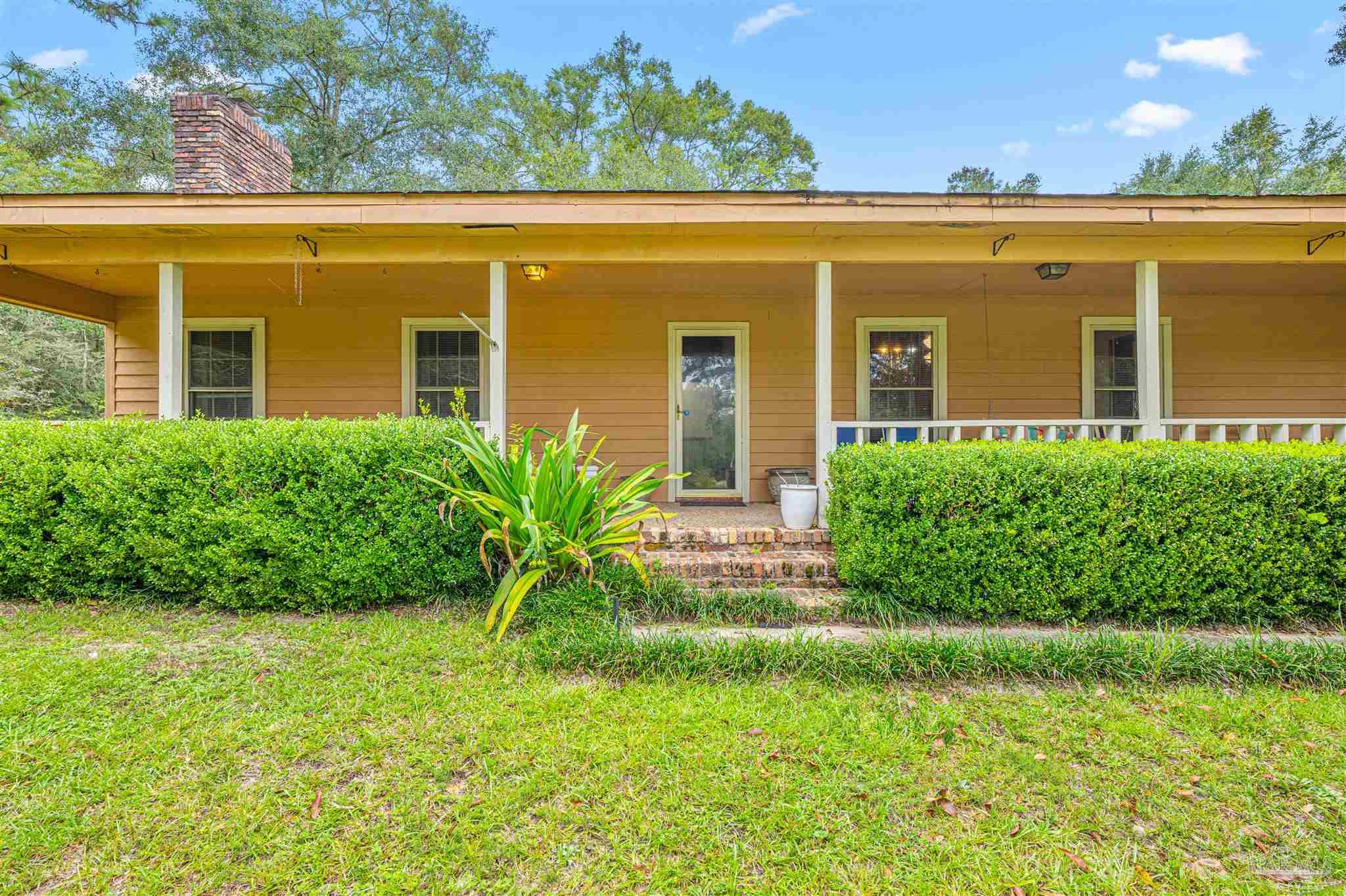 1906 Kathleen Avenue Cantonment FL 32533