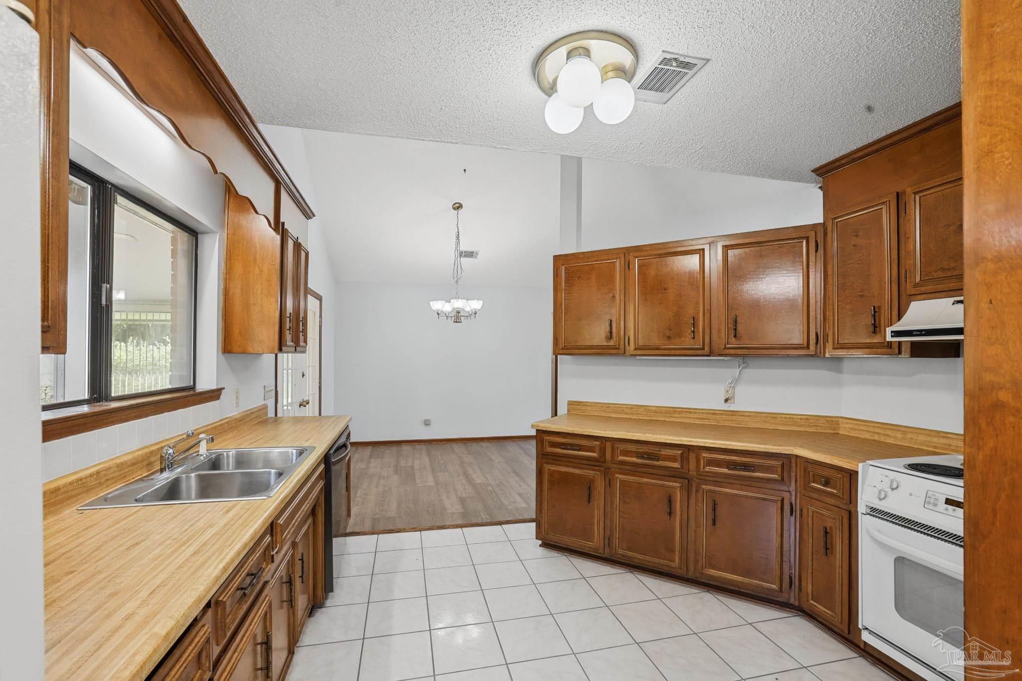 873 Valley Ridge Circle Pensacola FL 32514