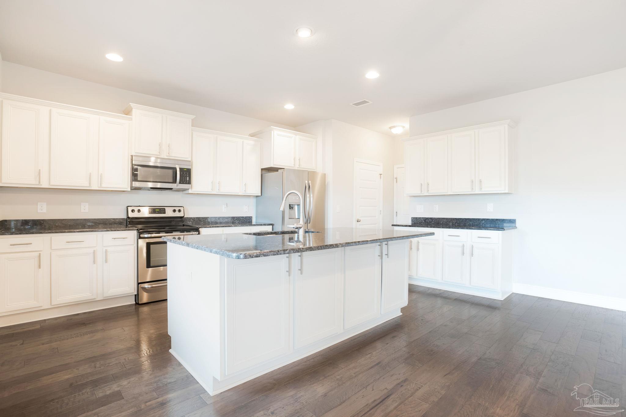8016 Woodbrook Road Pensacola FL 32526